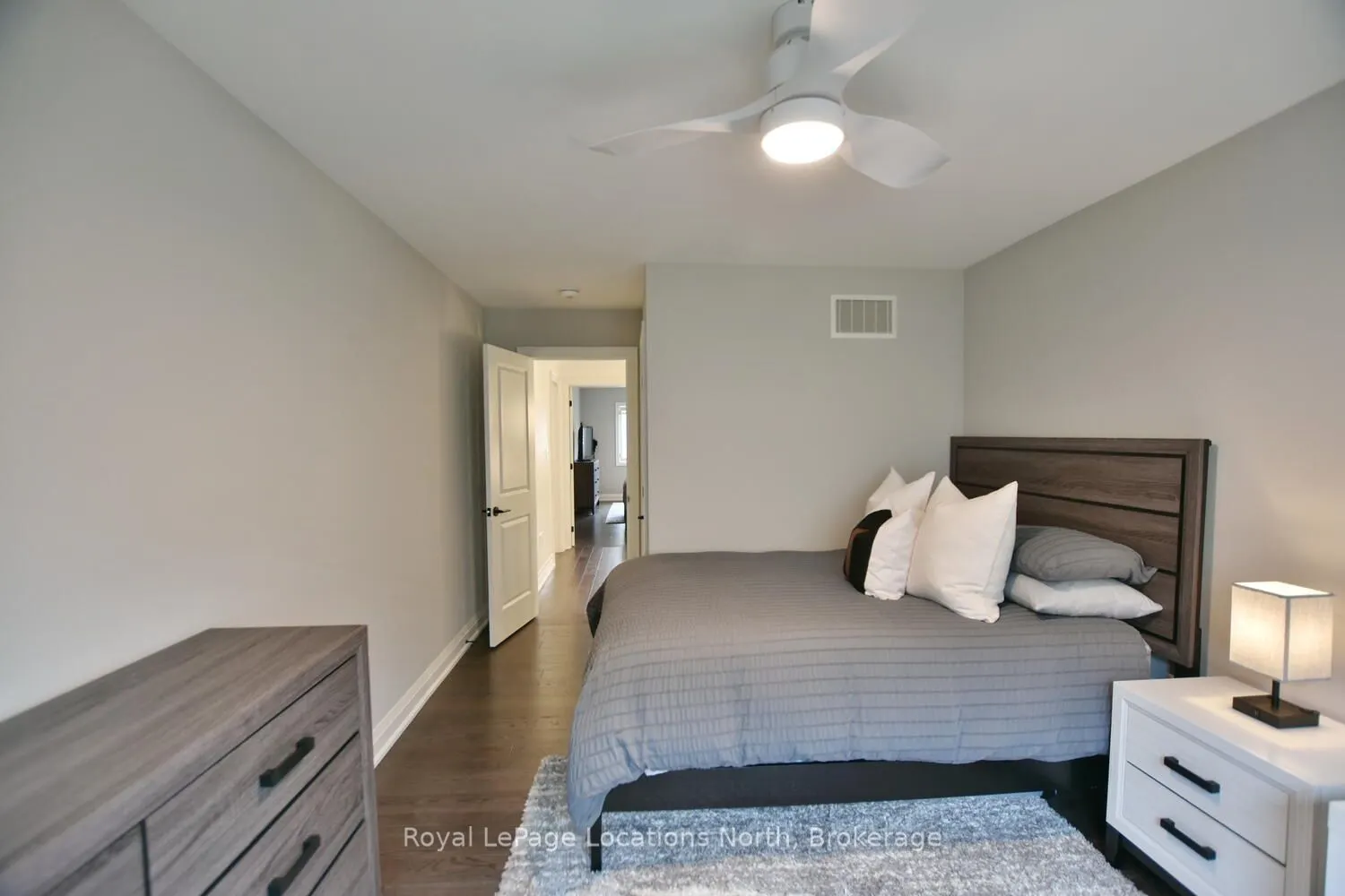138 CRESTVIEW Court