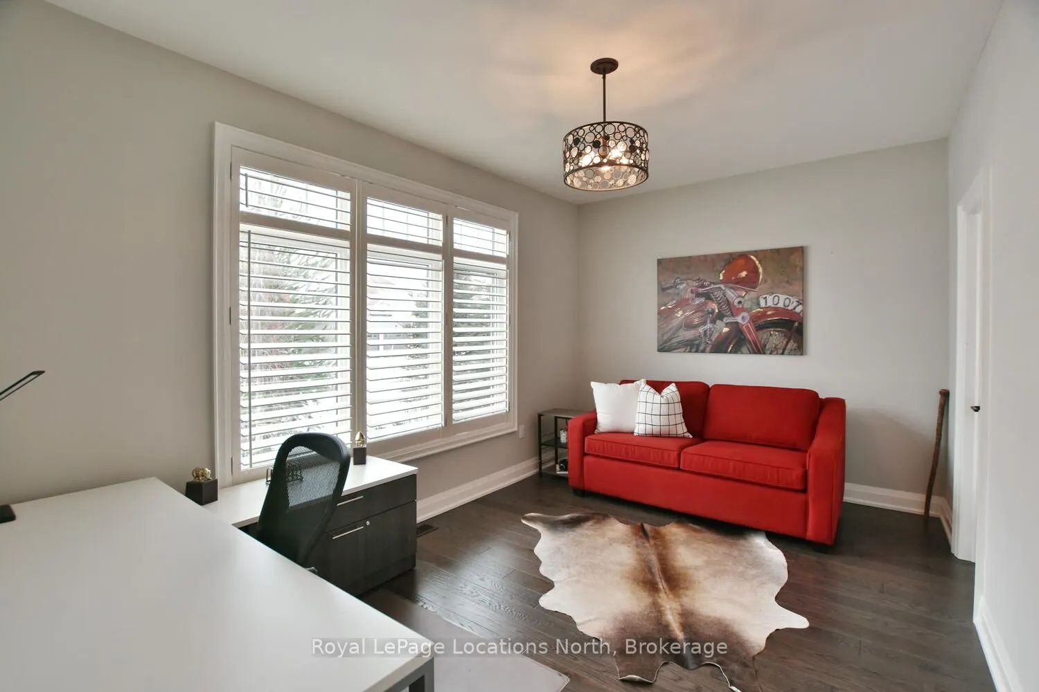 138 CRESTVIEW Court