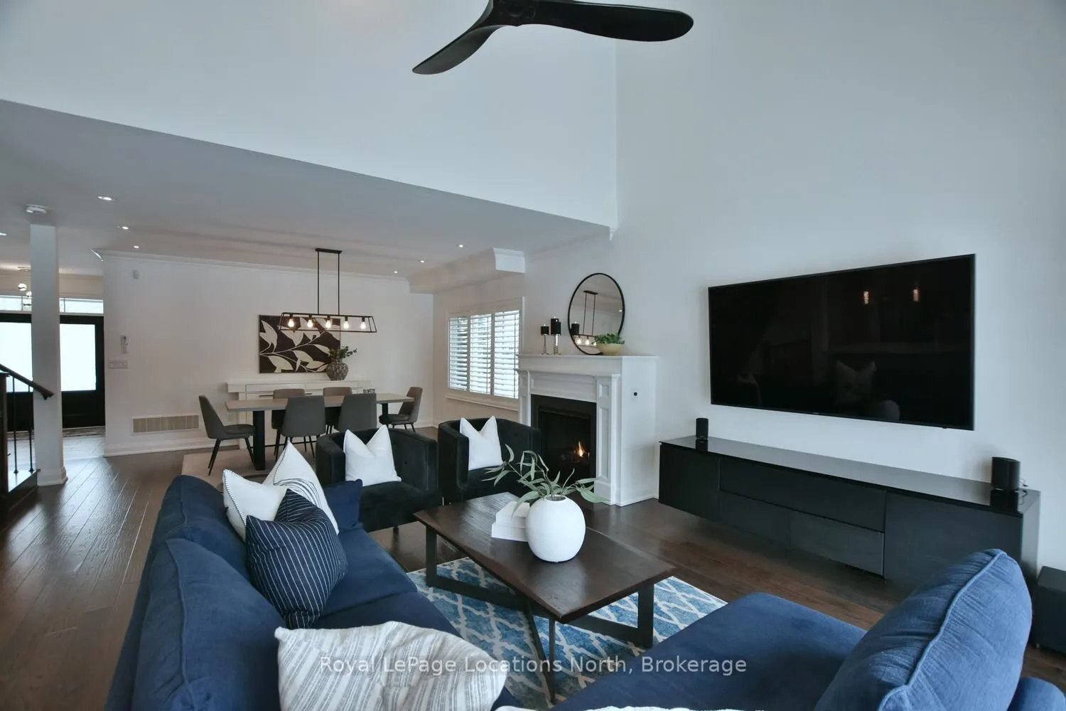 138 CRESTVIEW Court