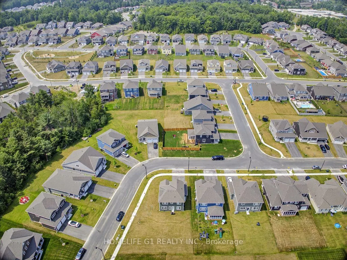 5 Dyer Crescent