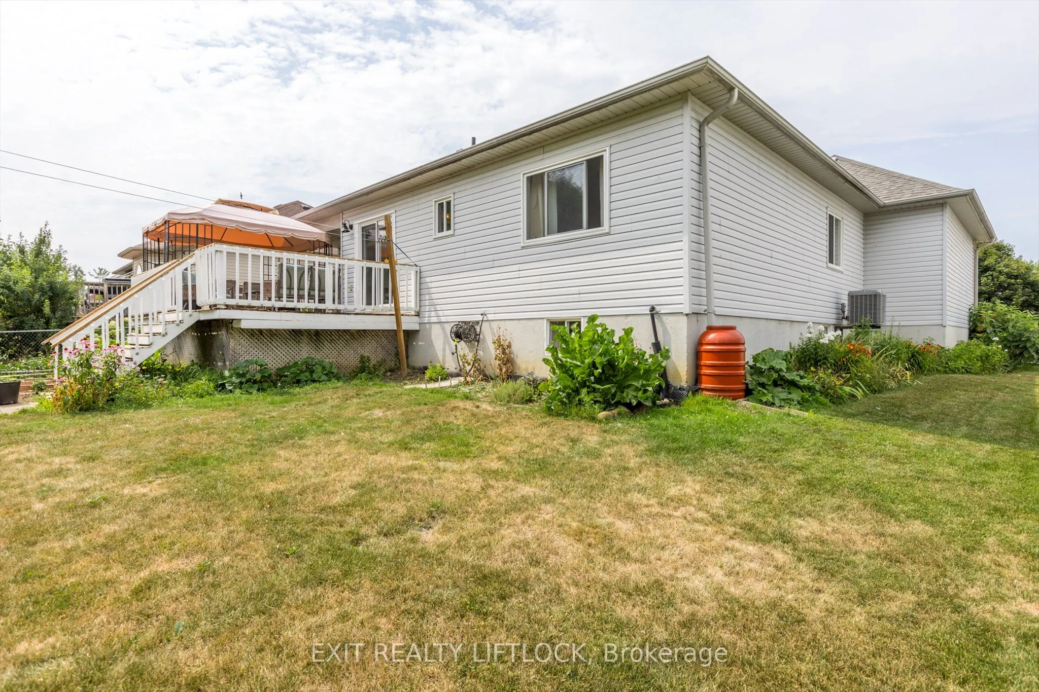 9 Brookside Street