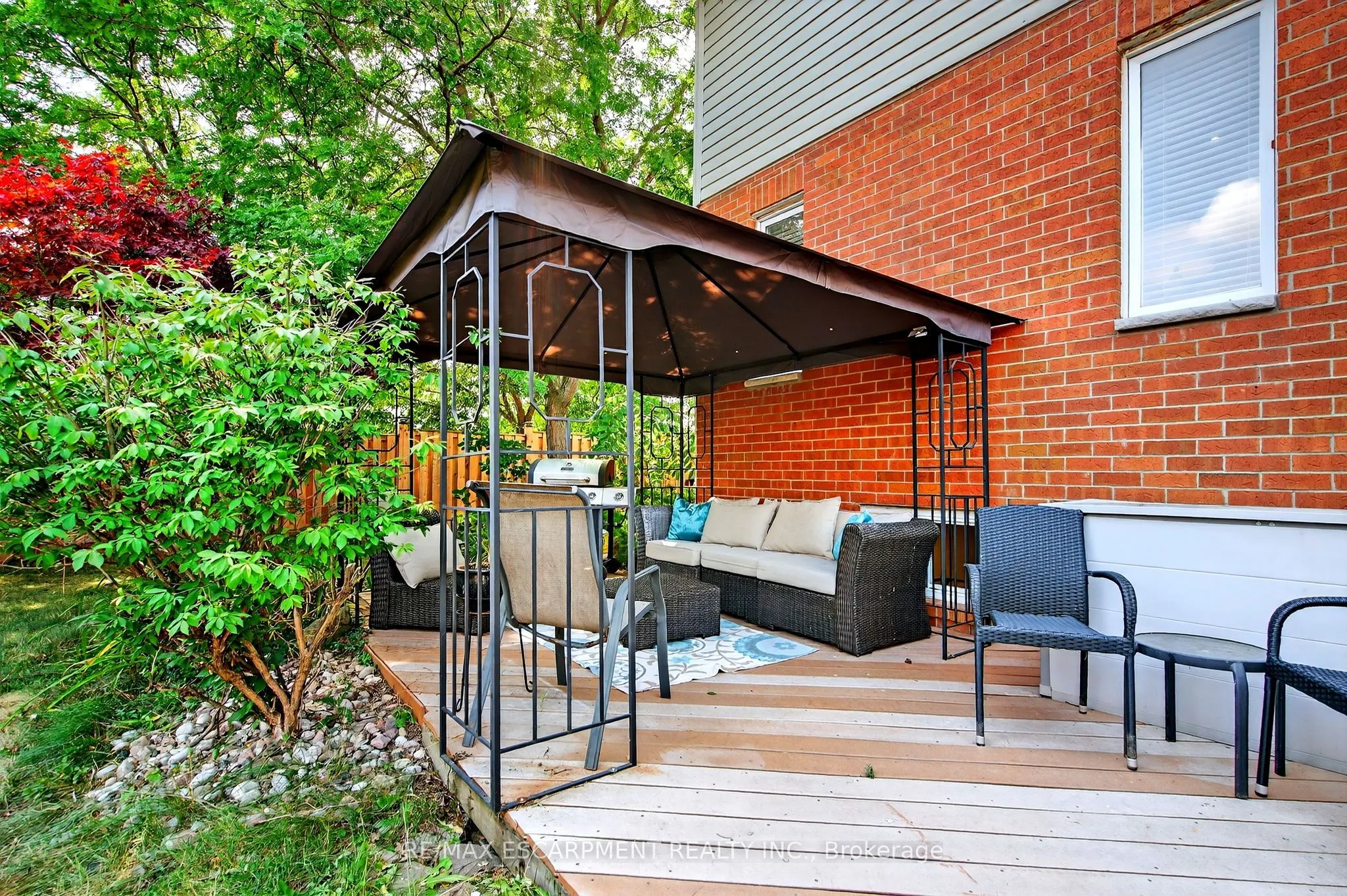 2 Newell Court