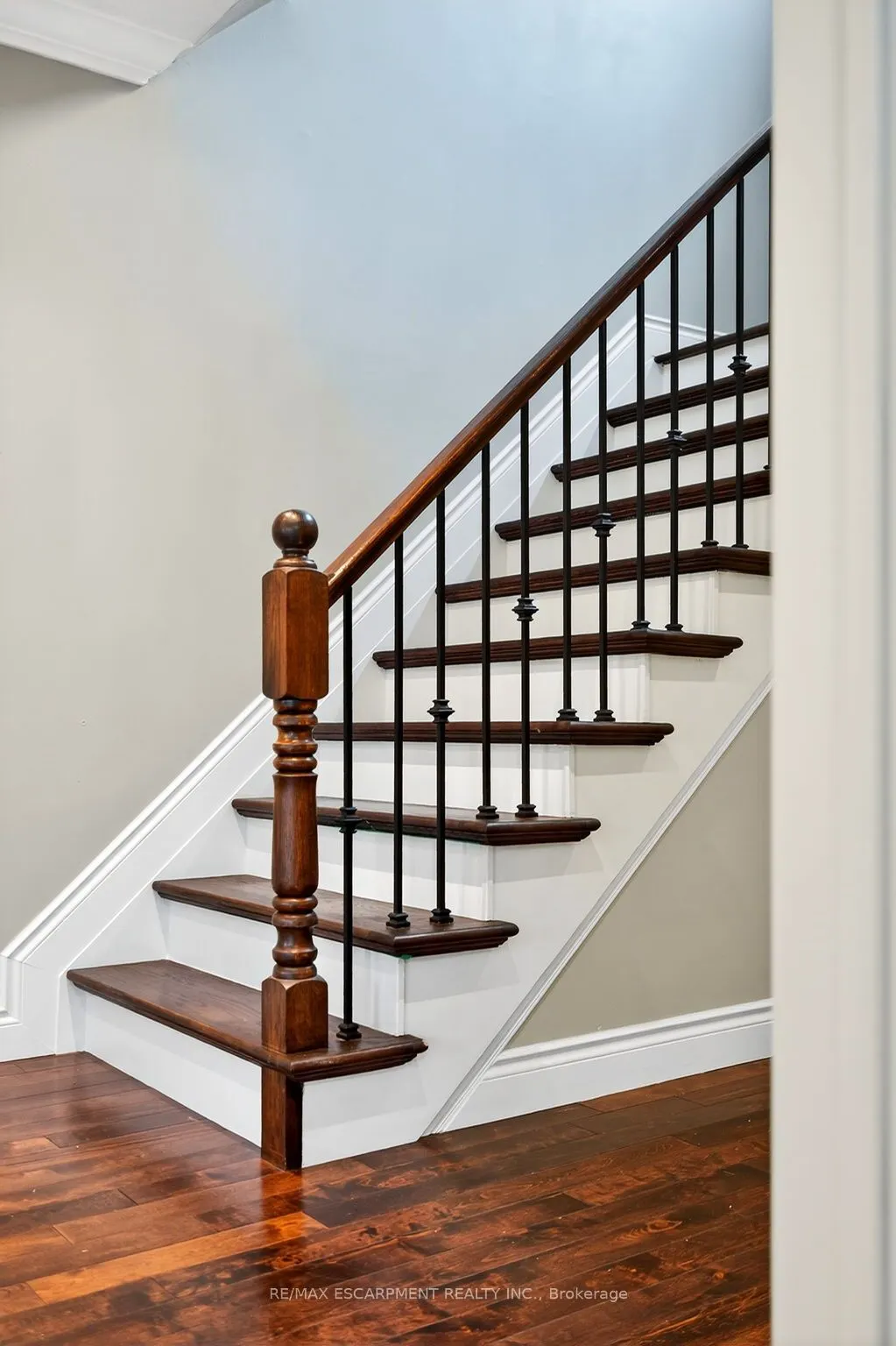 2 Newell Court