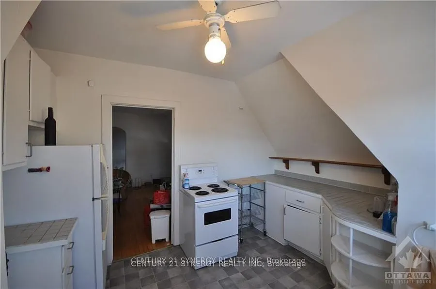 458 Maclaren Street, #3