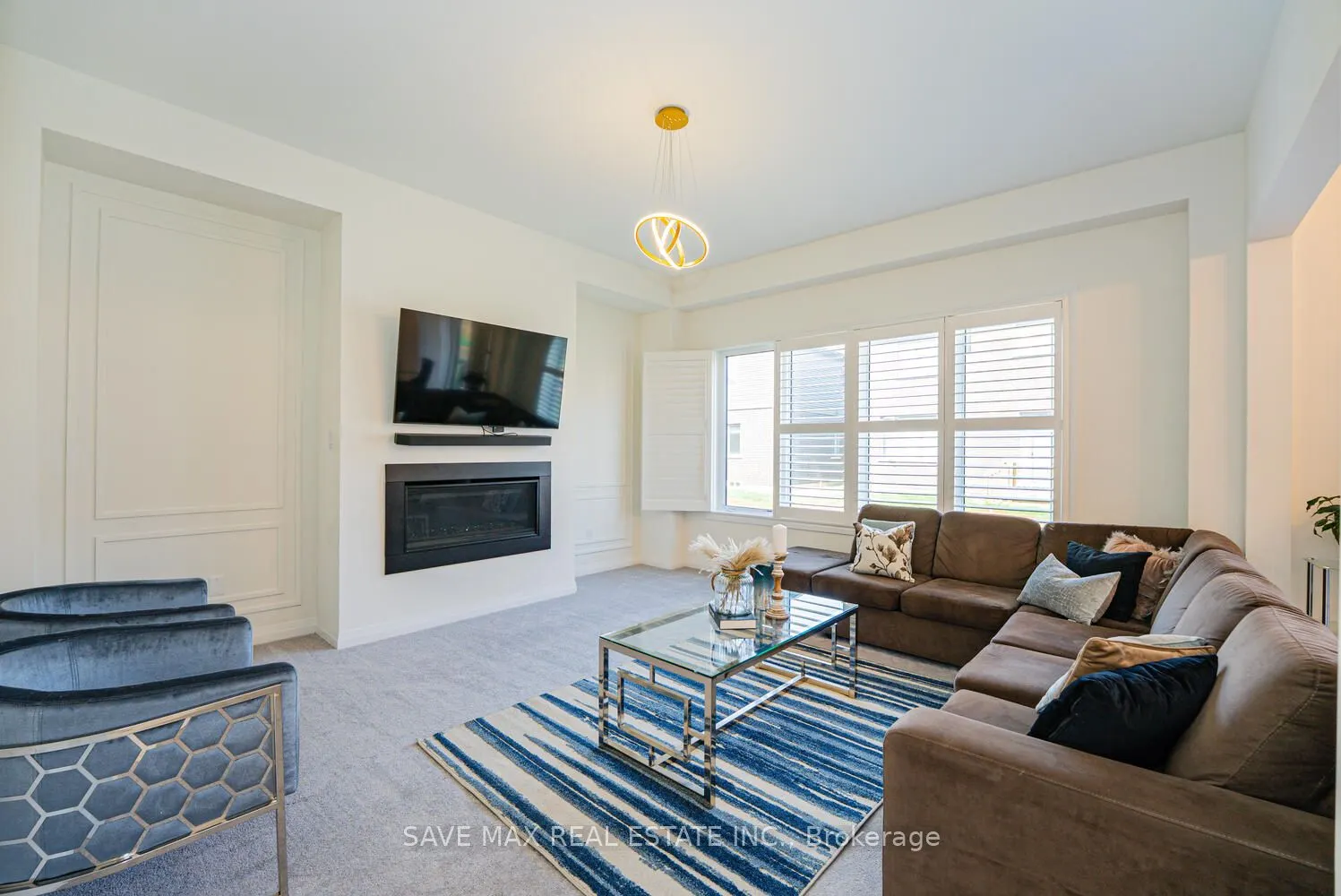 44 Wakeling Drive