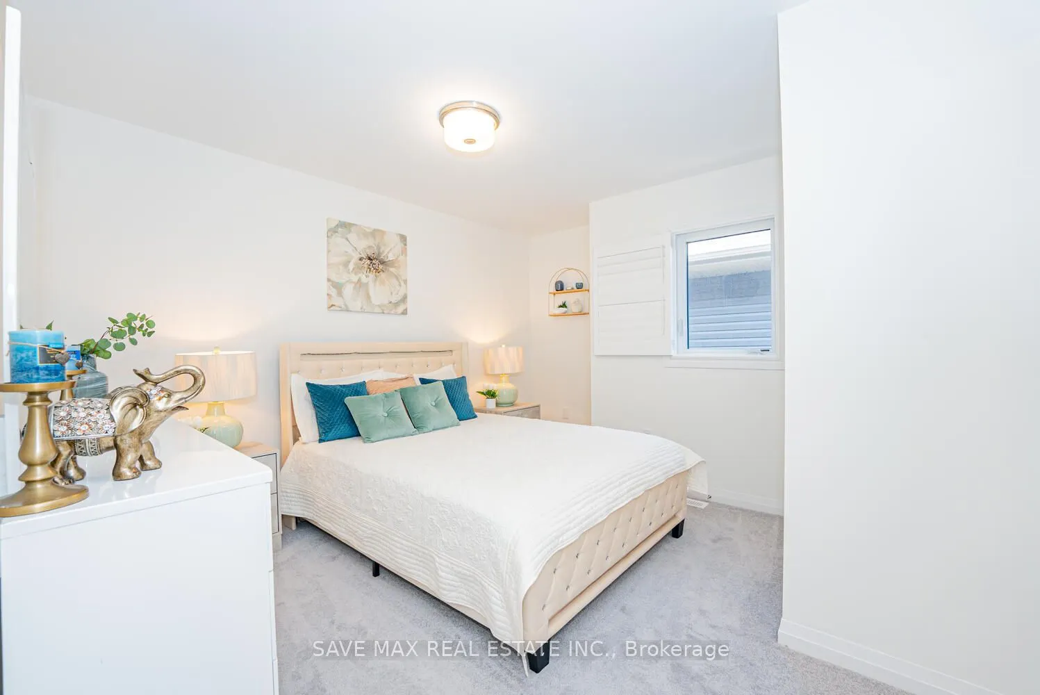 44 Wakeling Drive