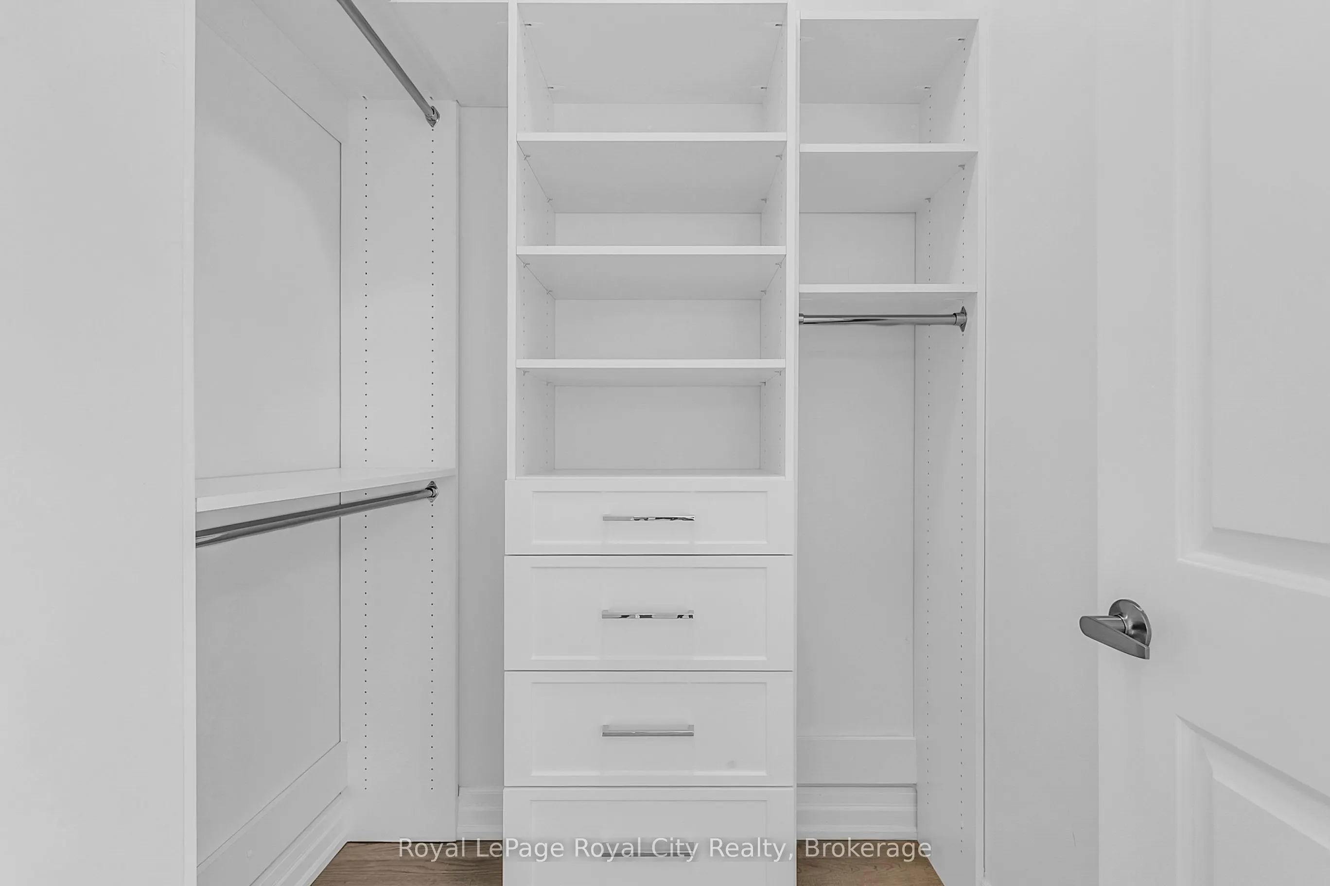 1880 GORDON Street, #1004