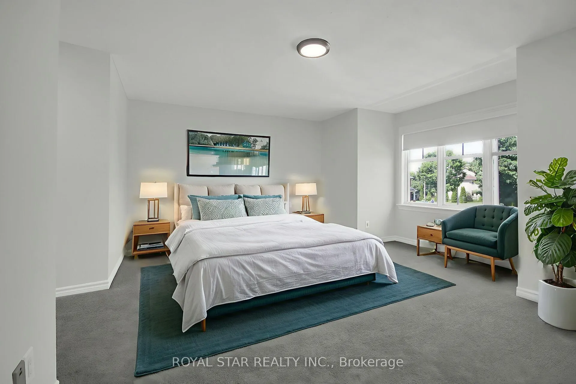 611 Devonwood Circle