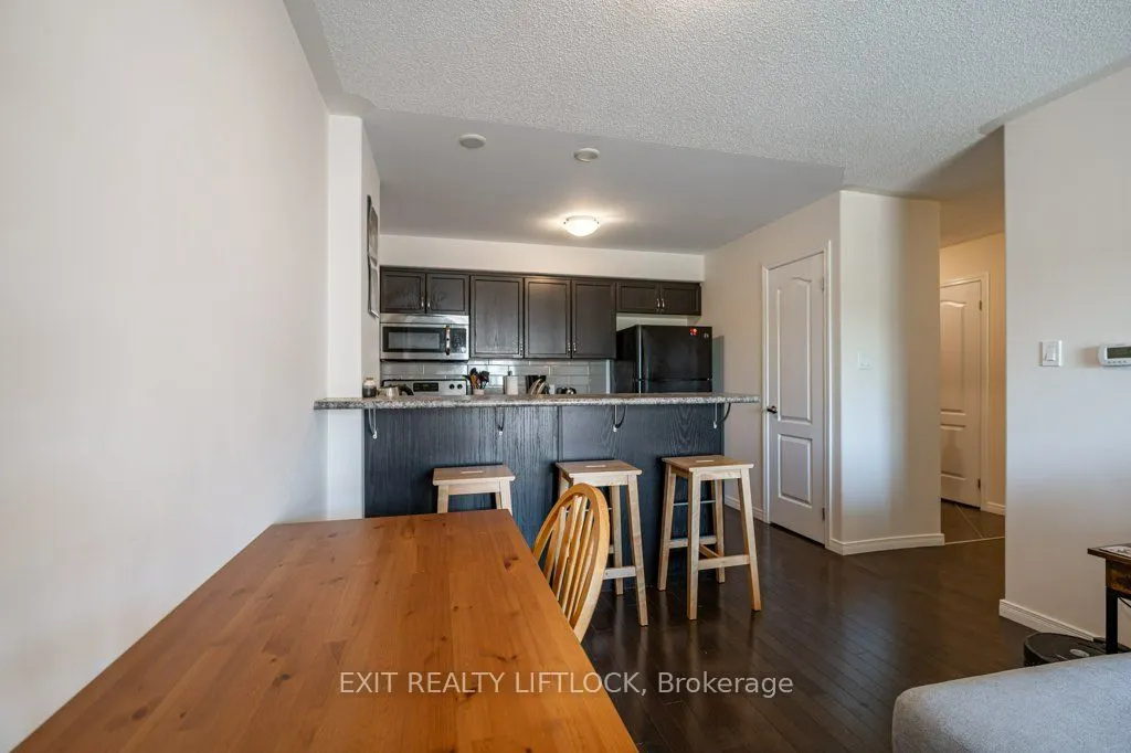 312 Spillsbury Drive, #303