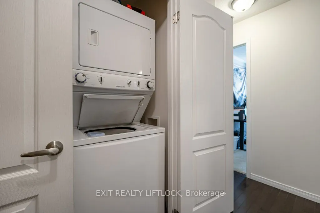 312 Spillsbury Drive, #303