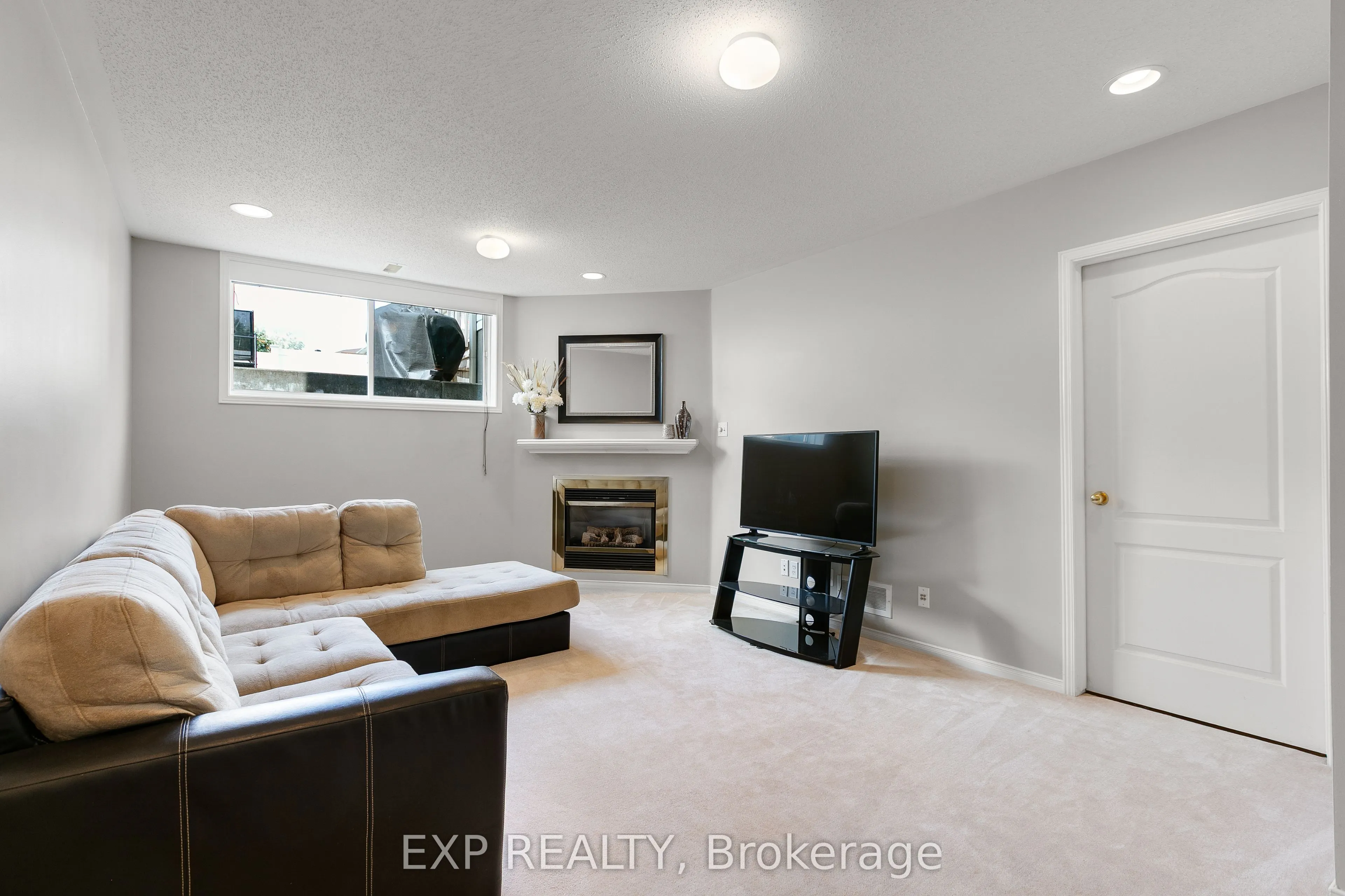 23 Southpointe Avenue