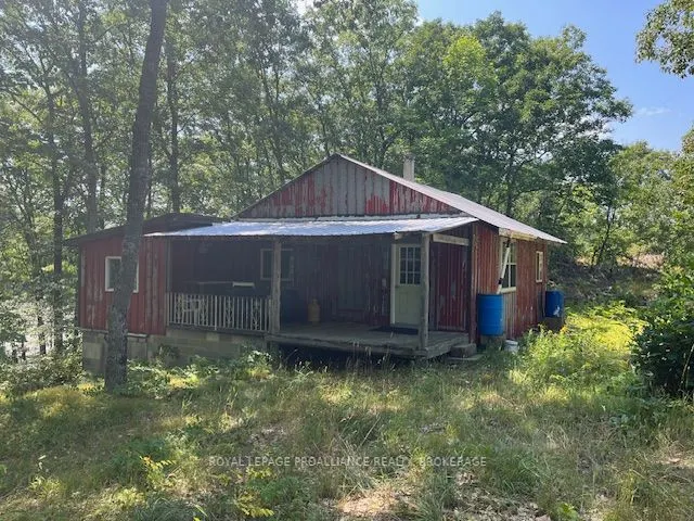 2142 4th Lake Road