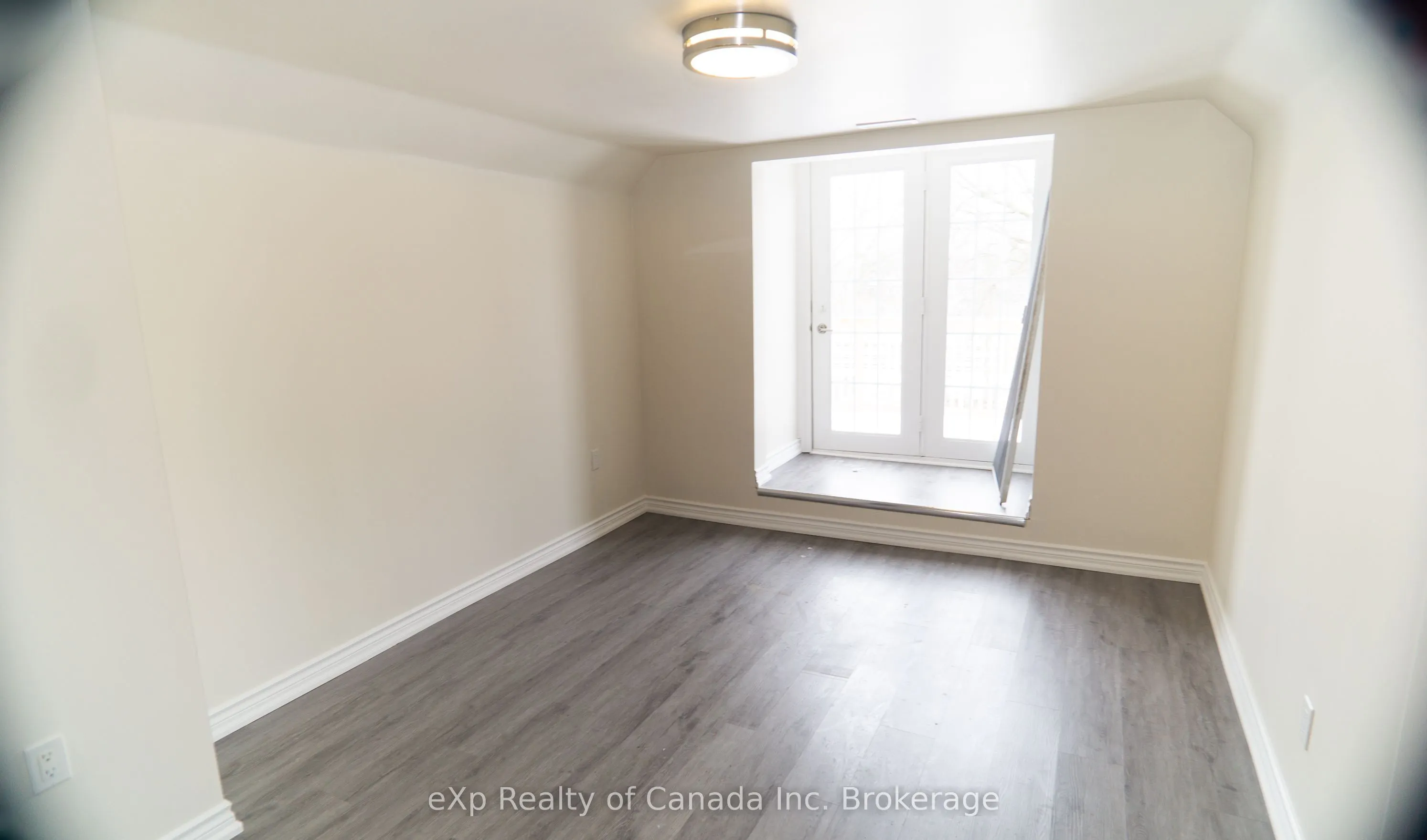 60 Deere Street, #Upper