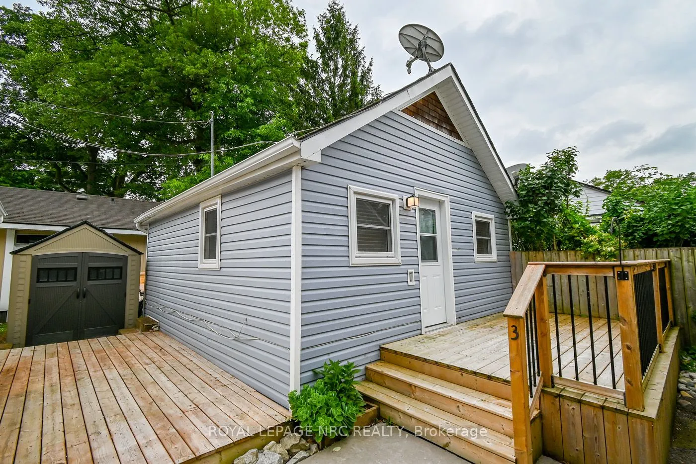 387 Elmwood Avenue