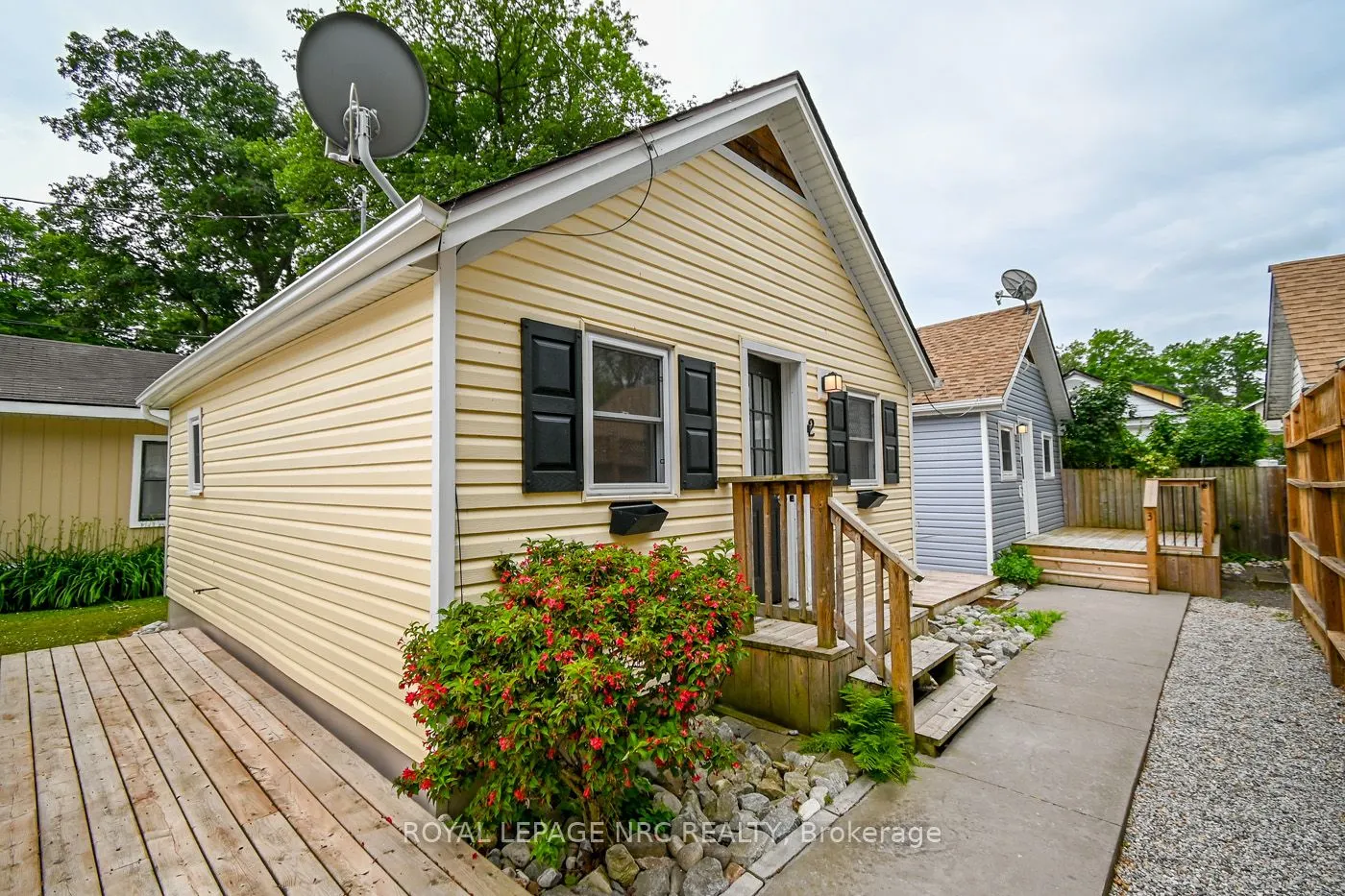 387 Elmwood Avenue