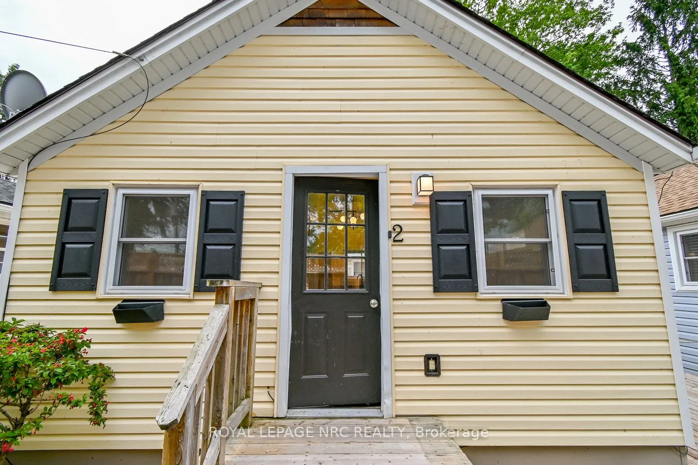 387 Elmwood Avenue
