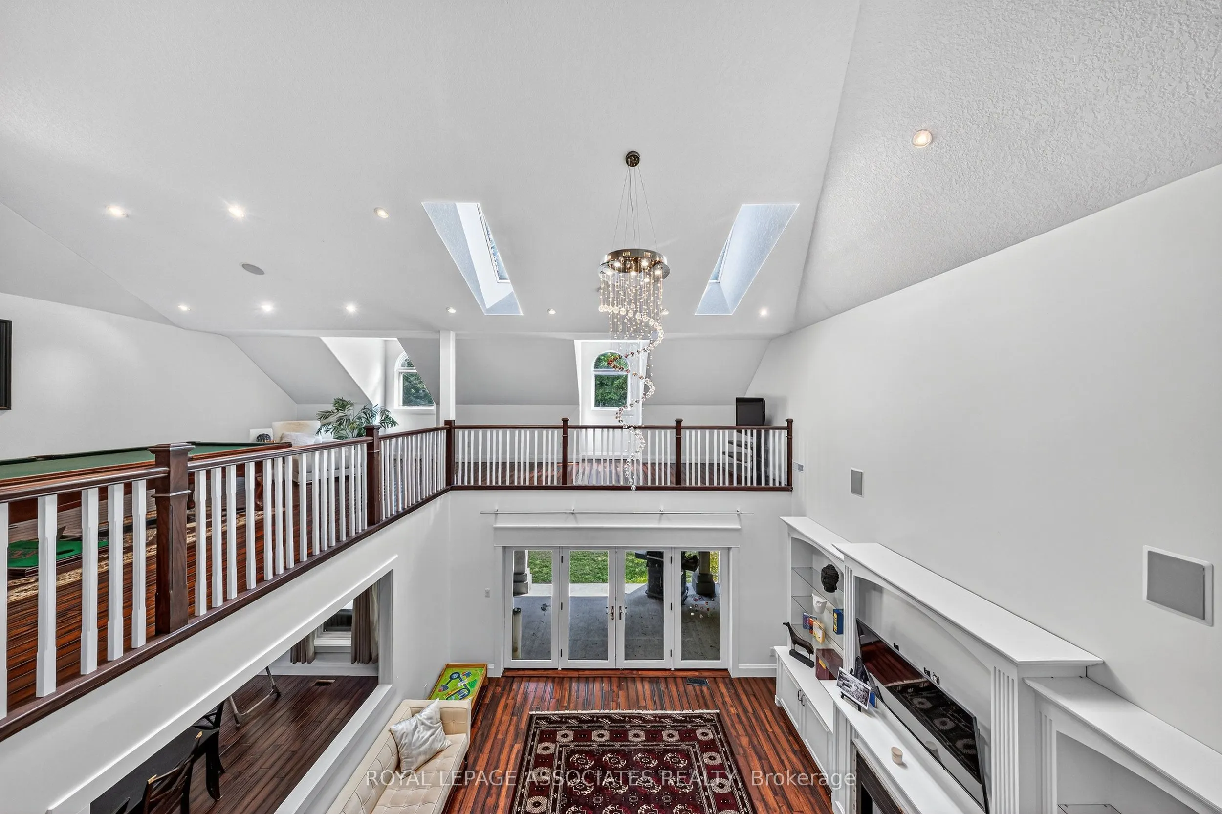 21 Old Mill Road