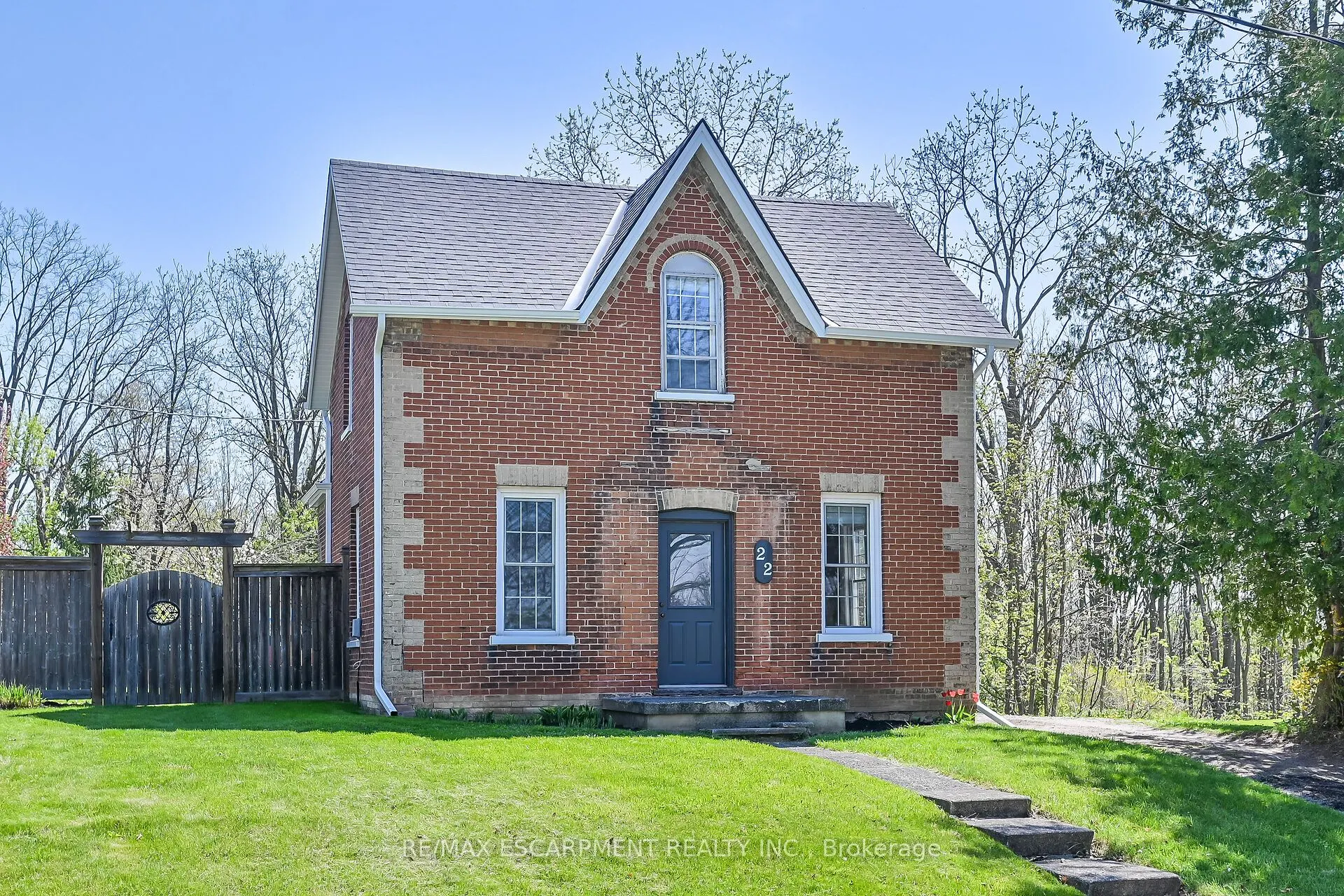 22 Tolhurst Avenue