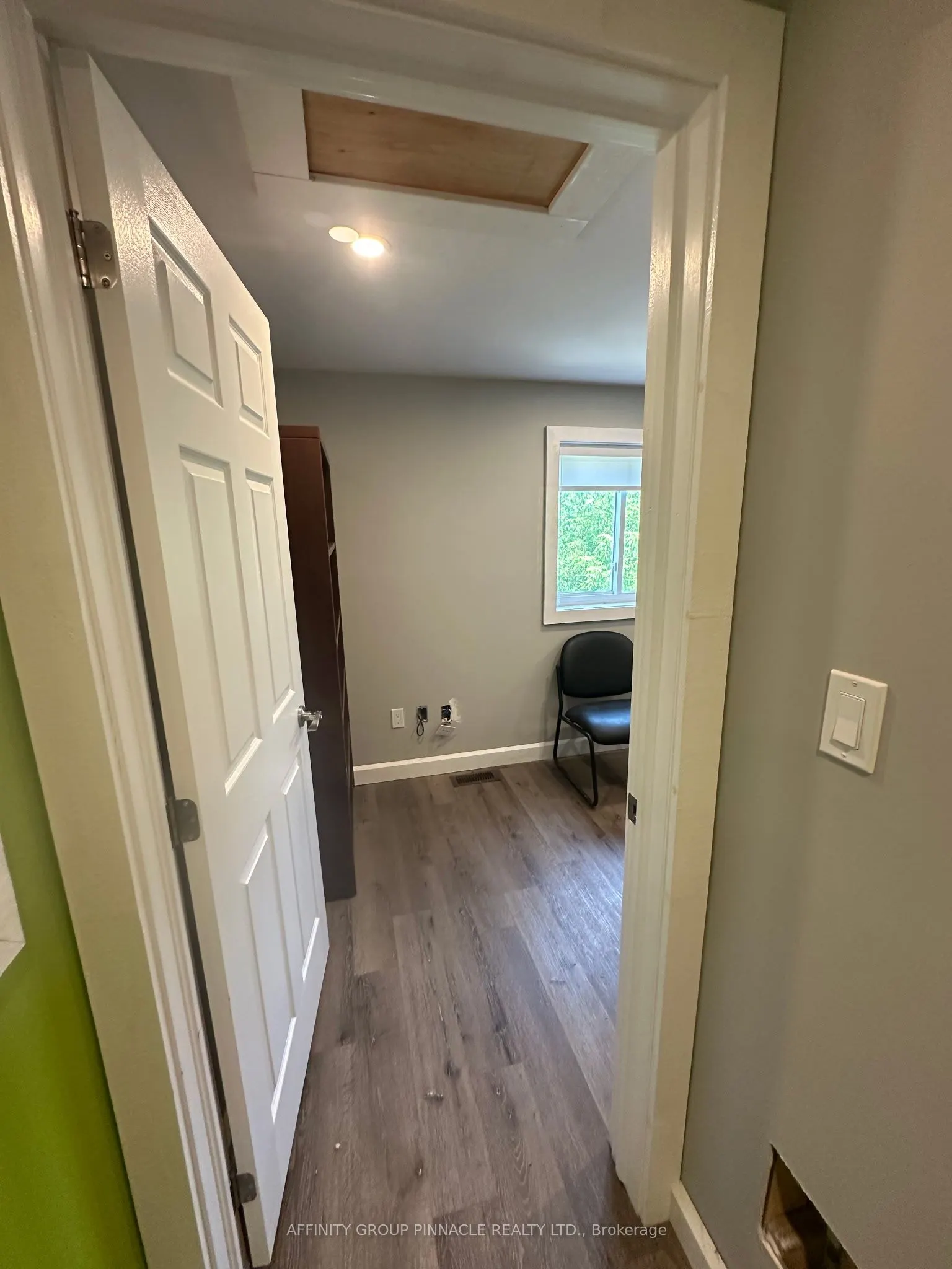 413 Eldon Road, #3A