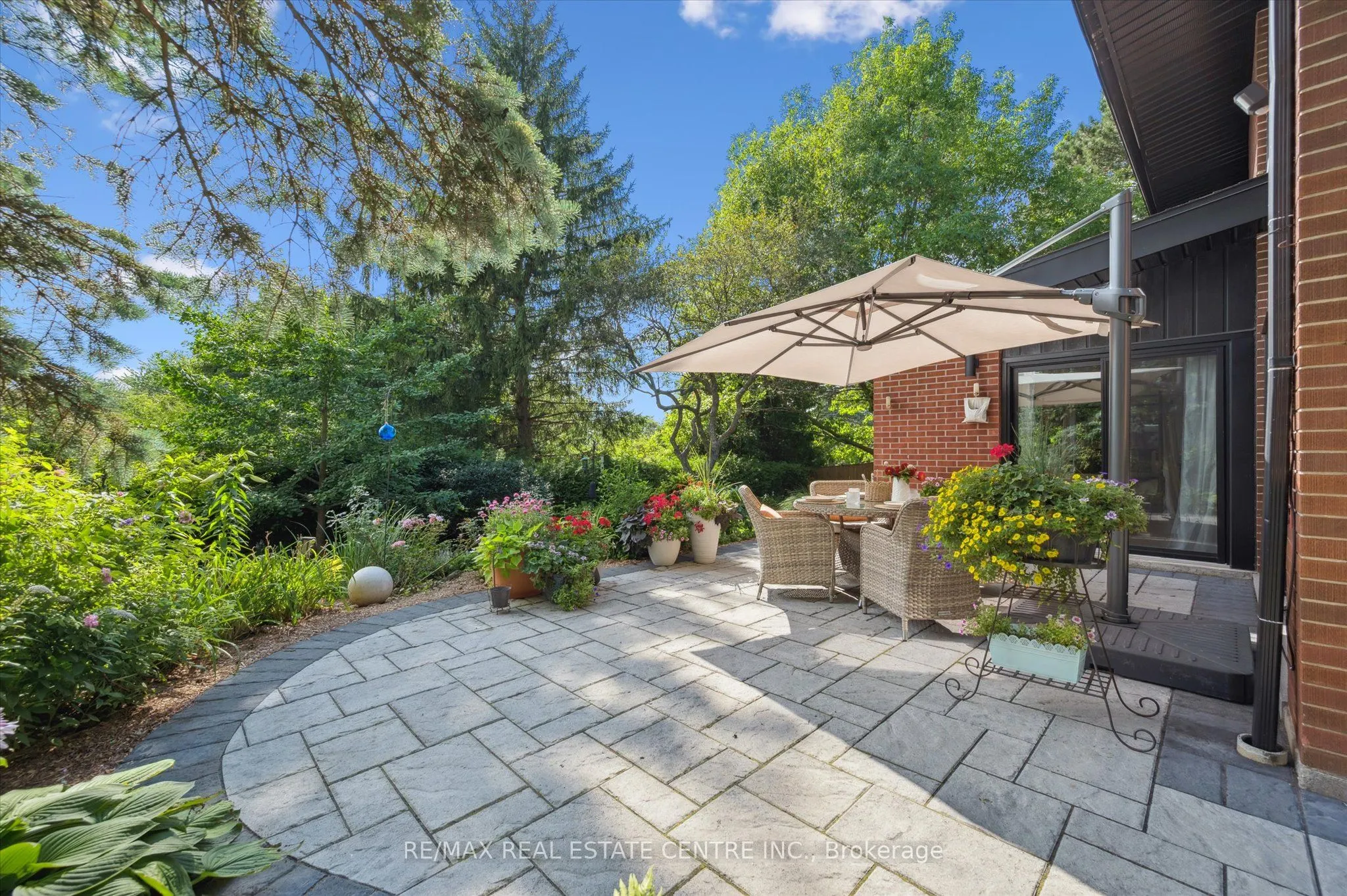 88 Callander Drive