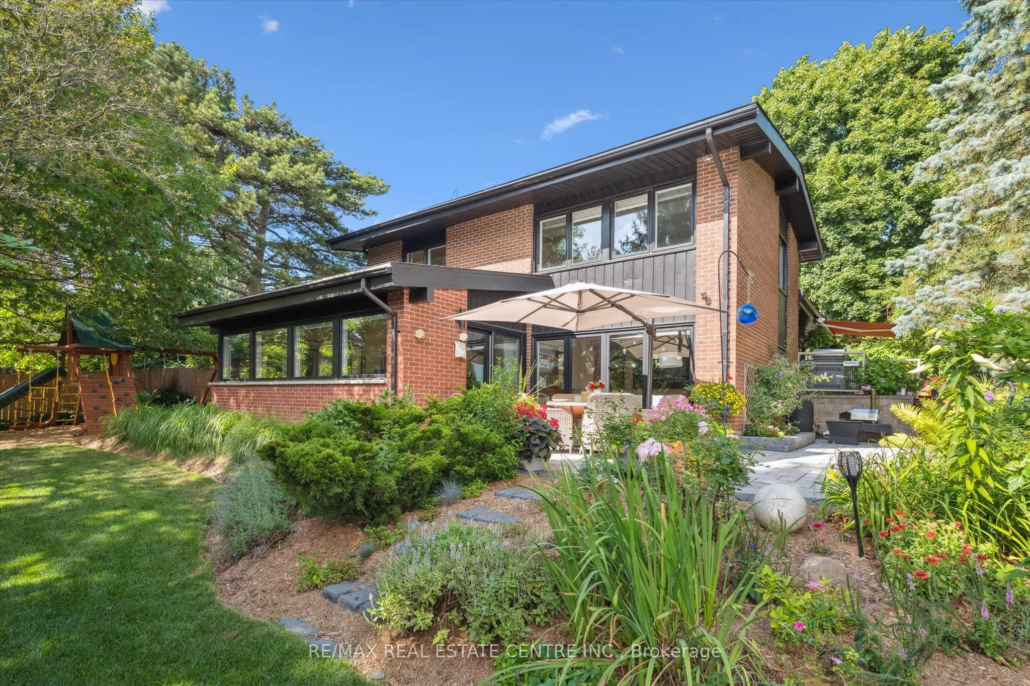 88 Callander Drive