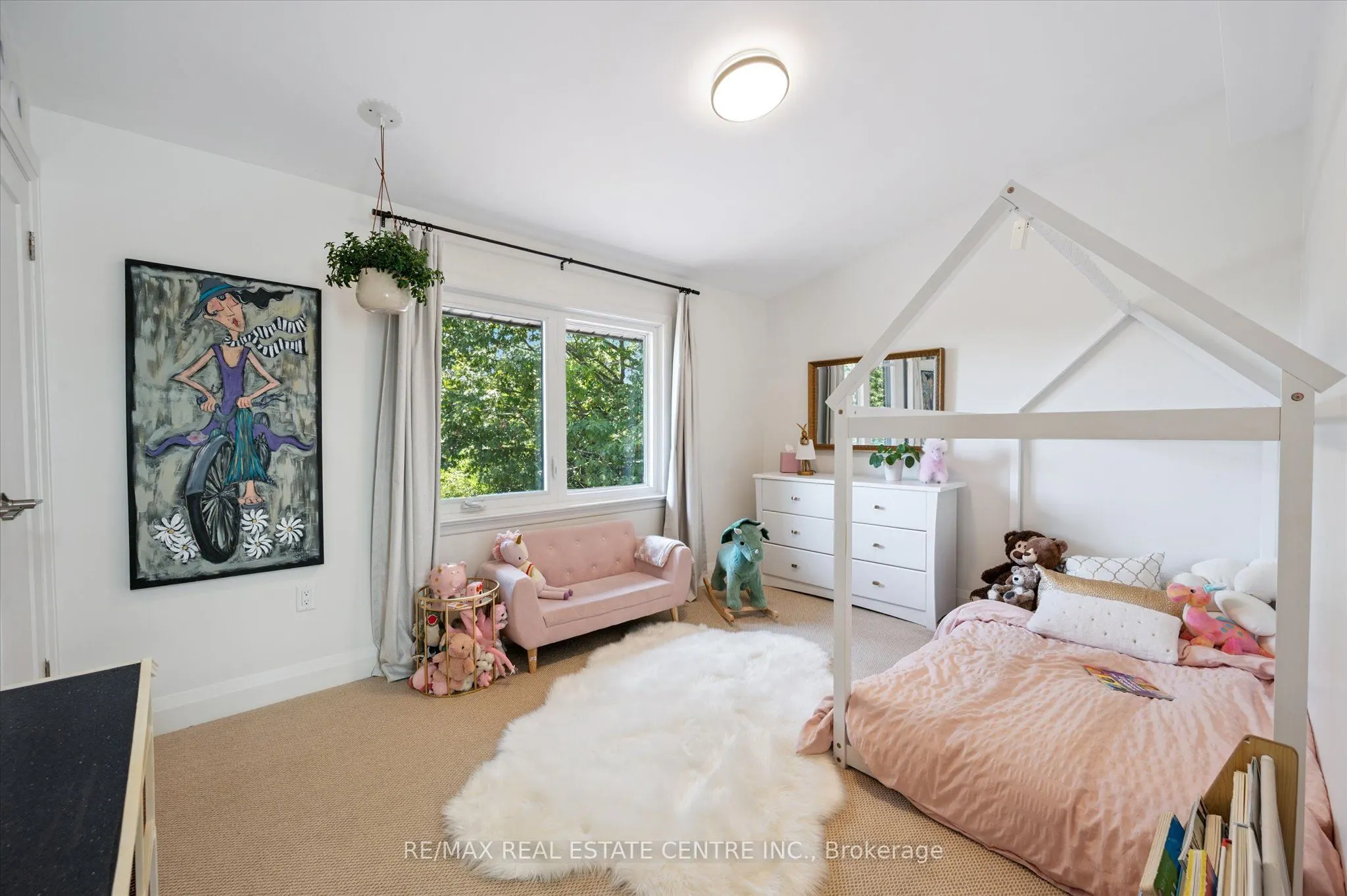 88 Callander Drive