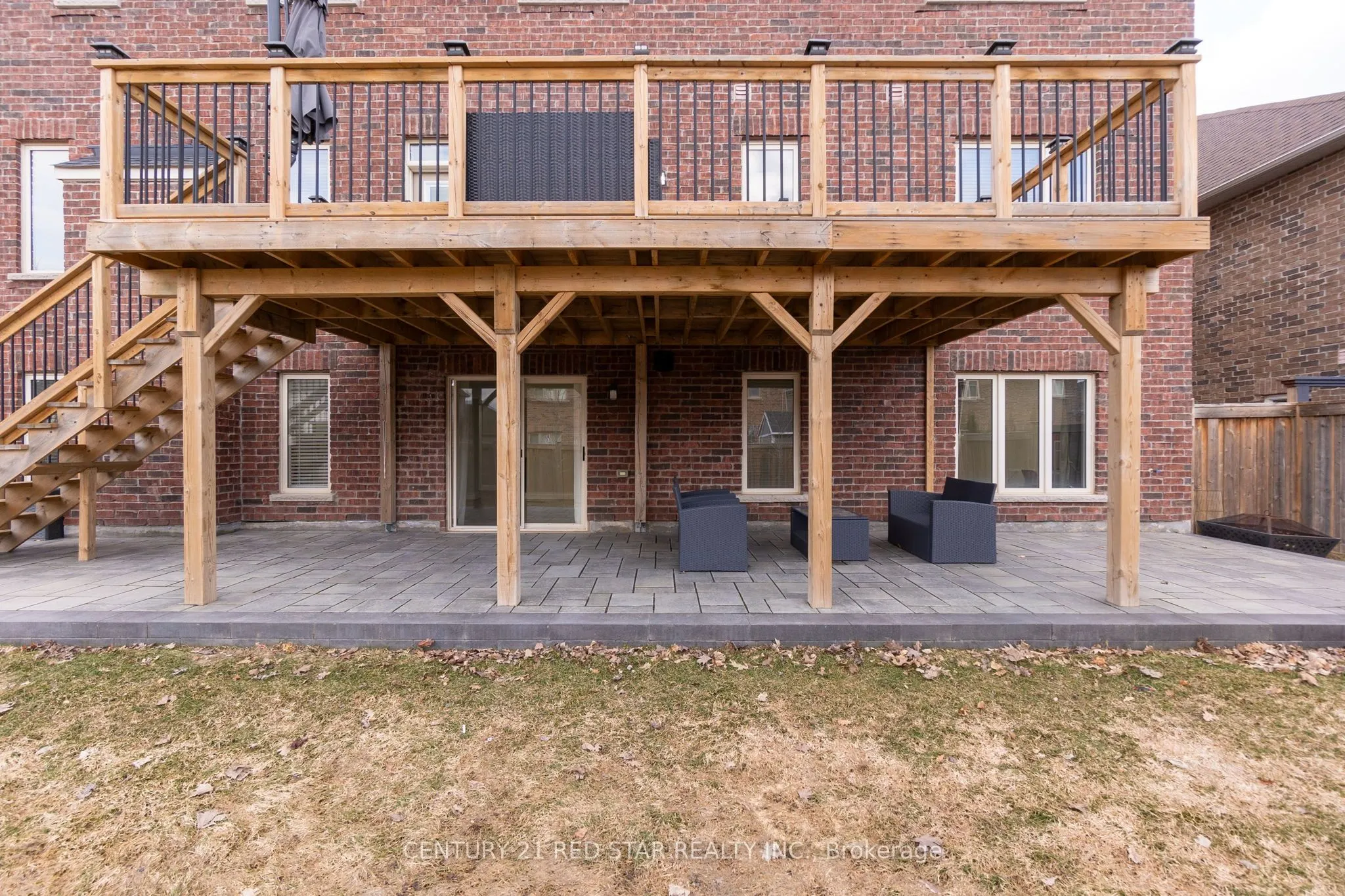 16 Mitchell Crescent