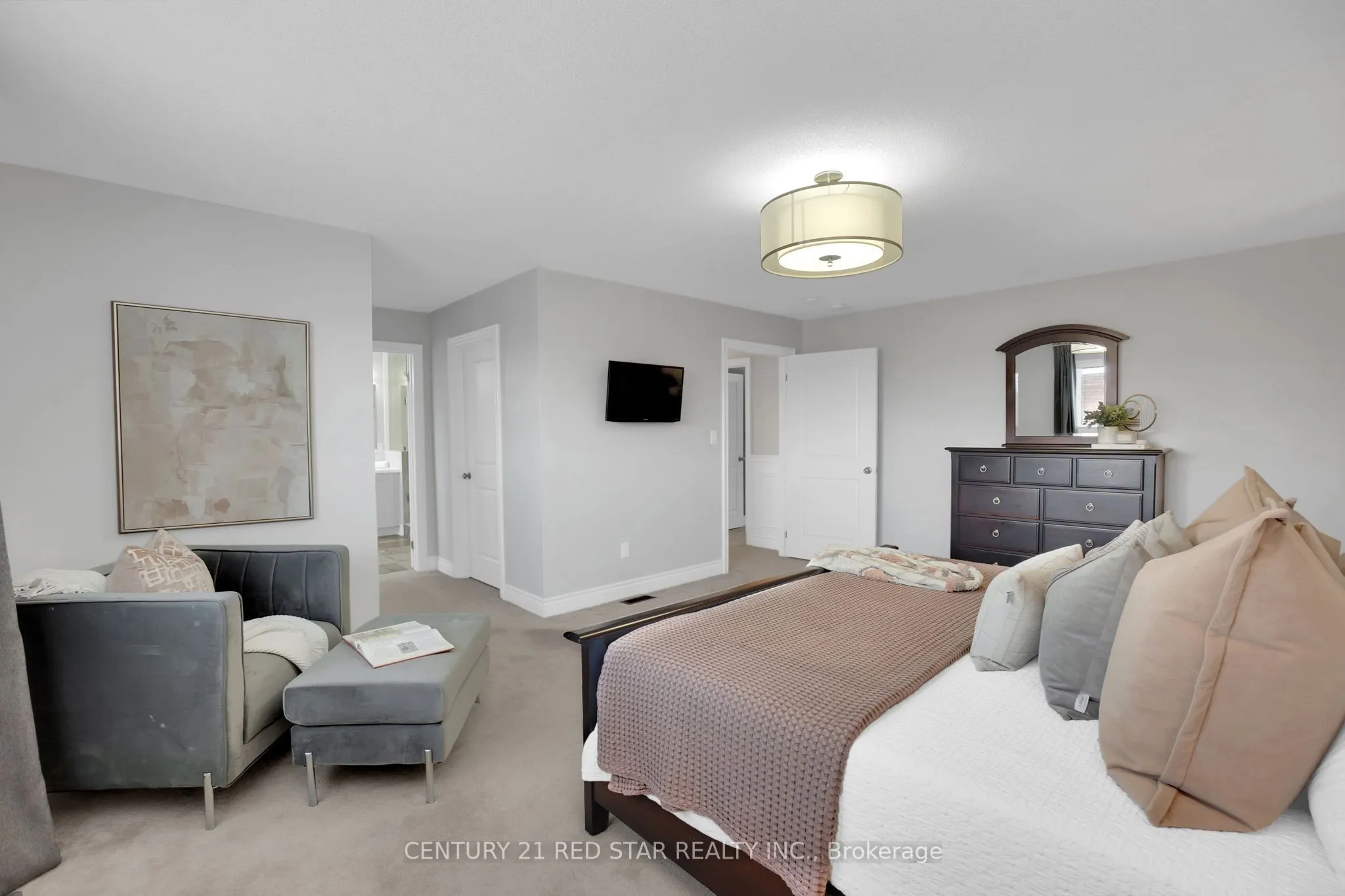 16 Mitchell Crescent