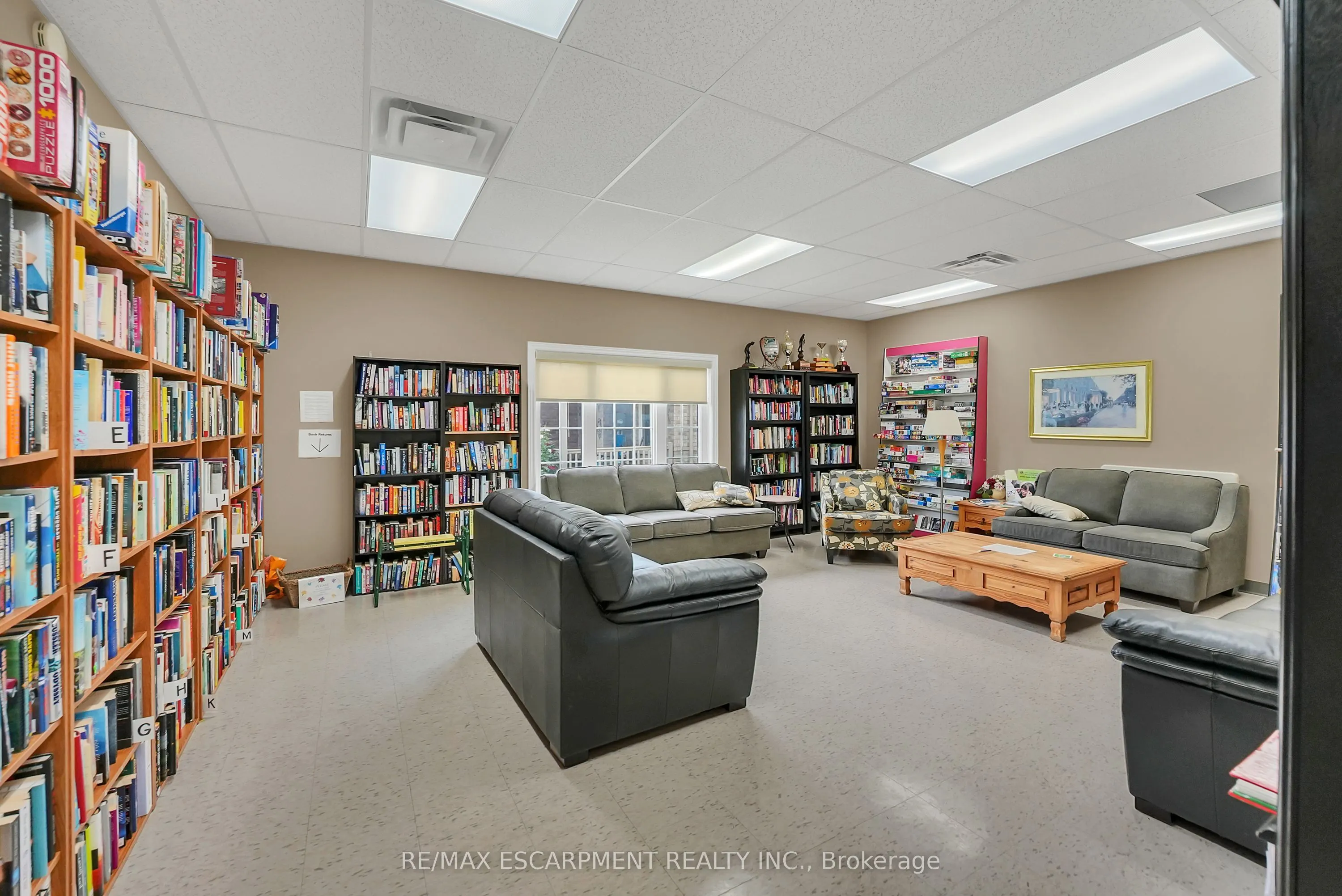 3910 Rainbow Lane