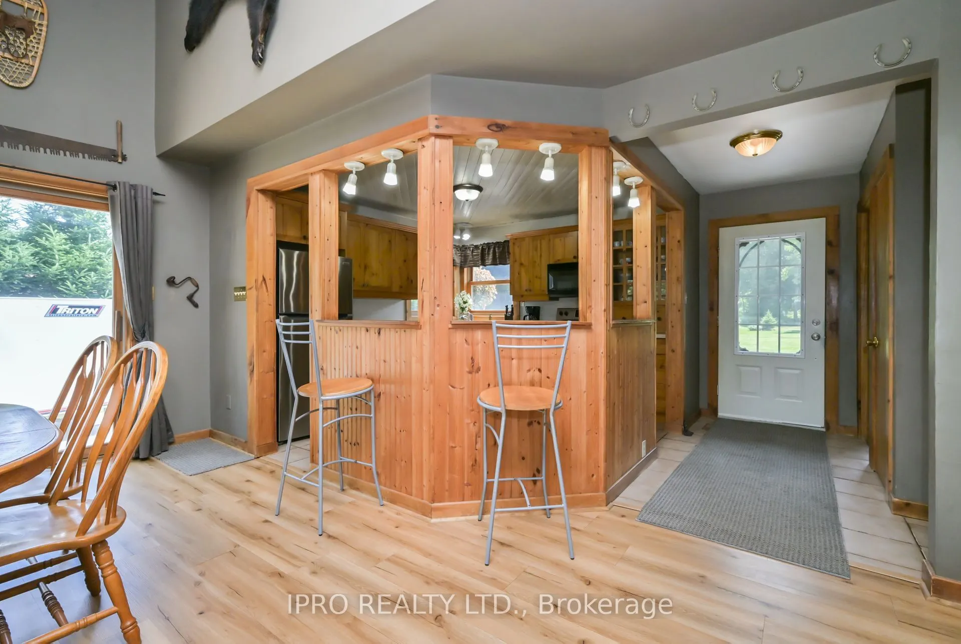 5 Cook Crescent