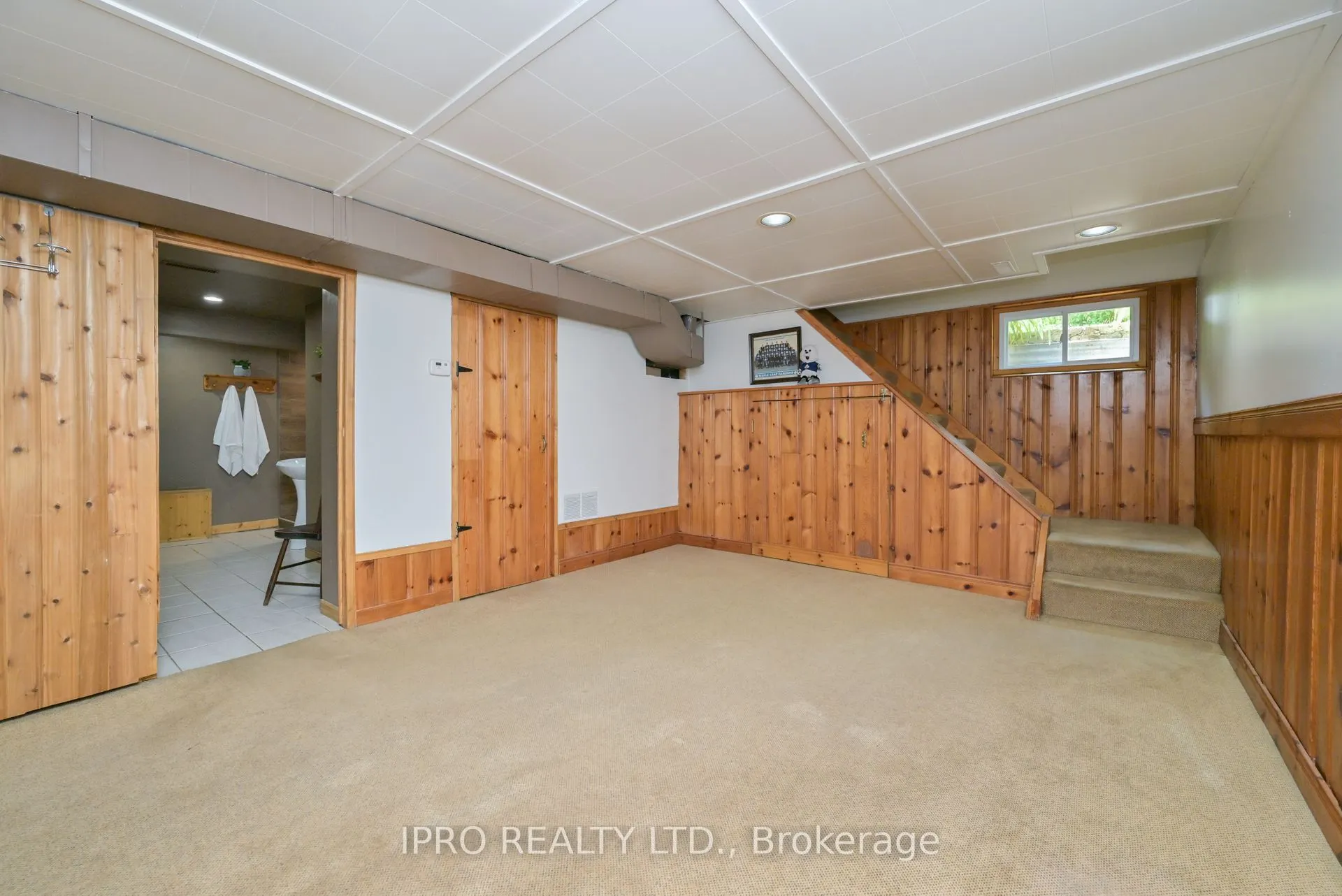 5 Cook Crescent
