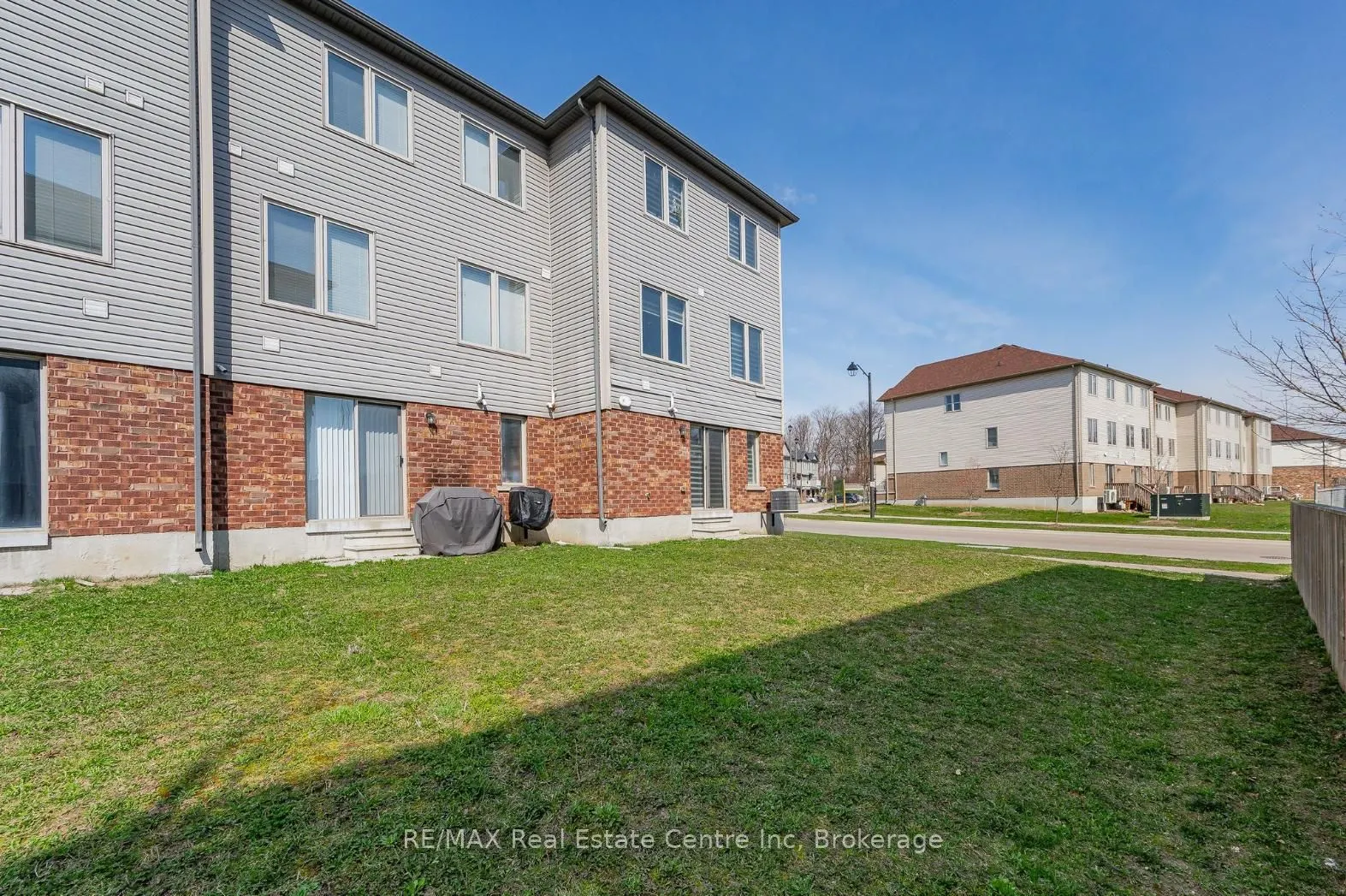 395 Linden Drive, #2