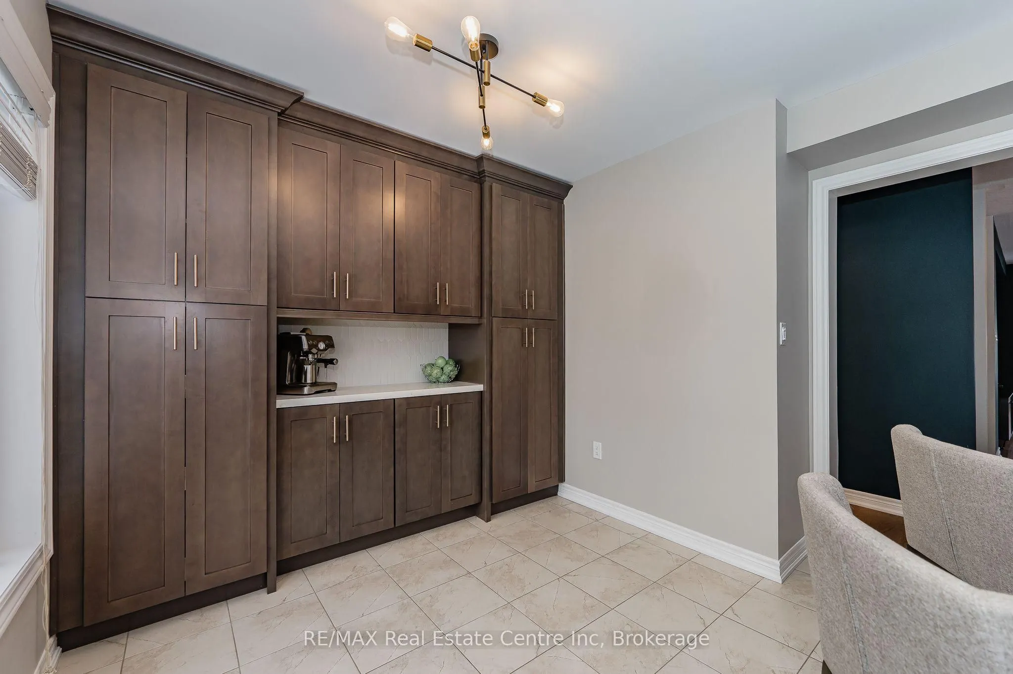 395 Linden Drive, #2