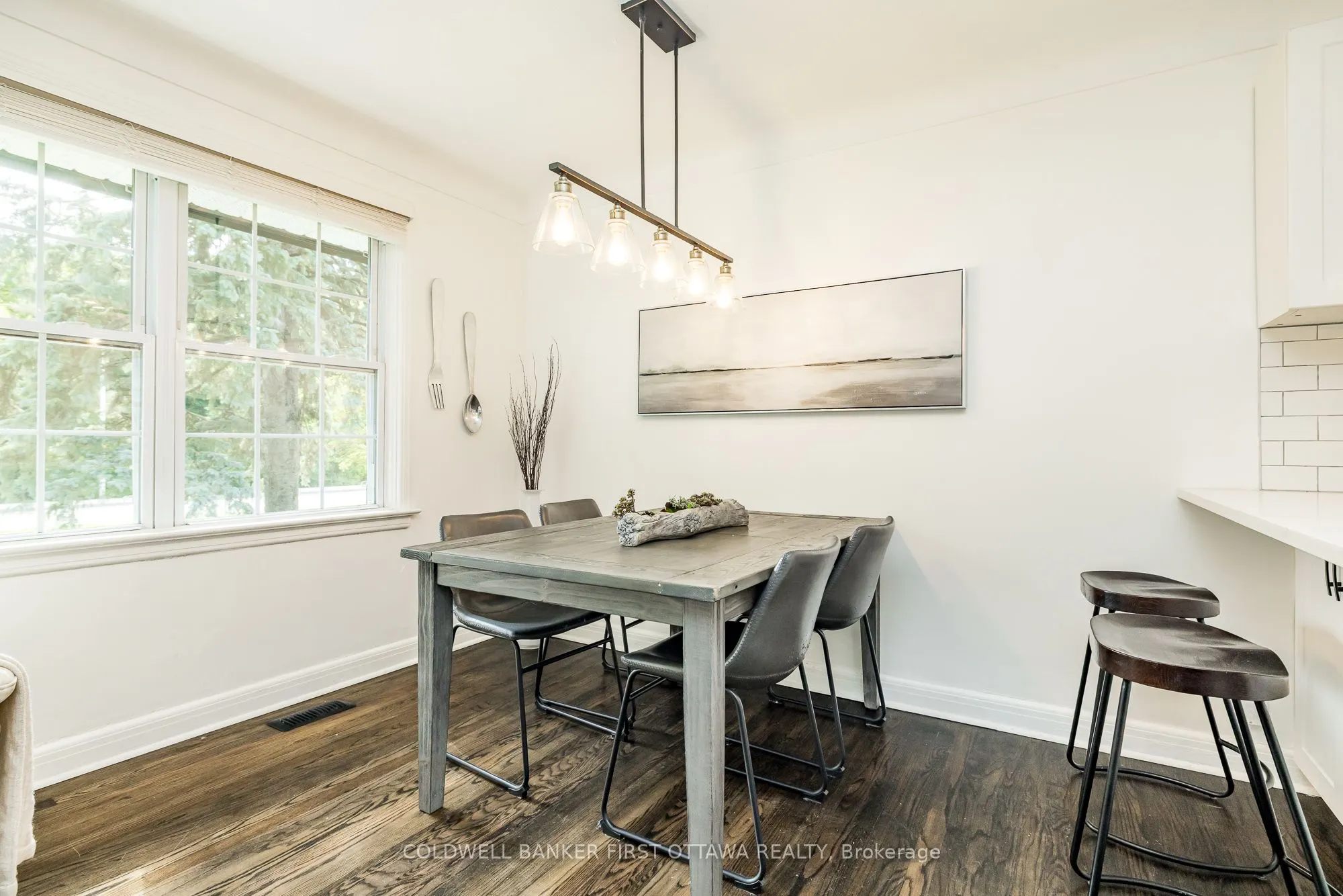 1 PORTER Street
