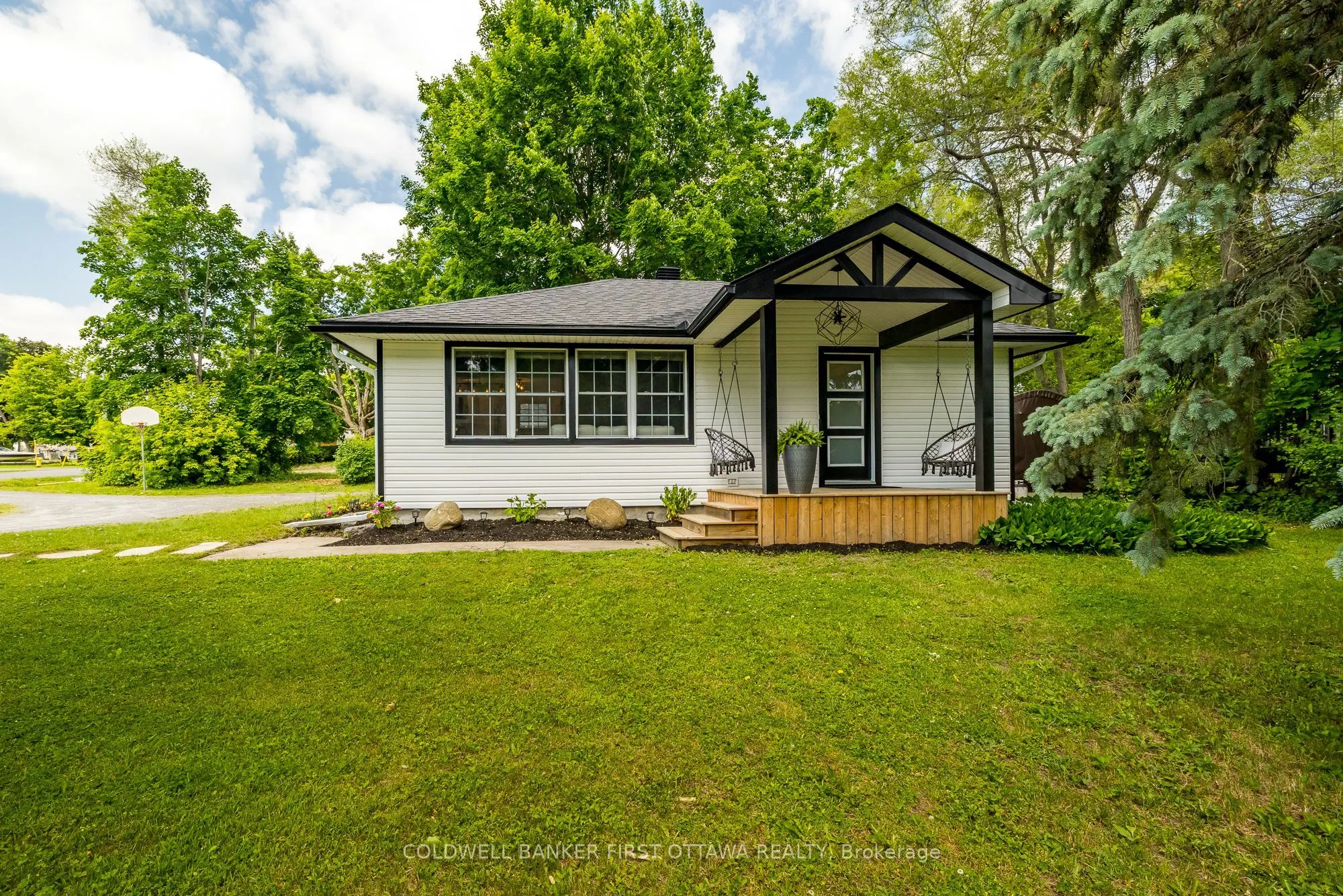 1 PORTER Street