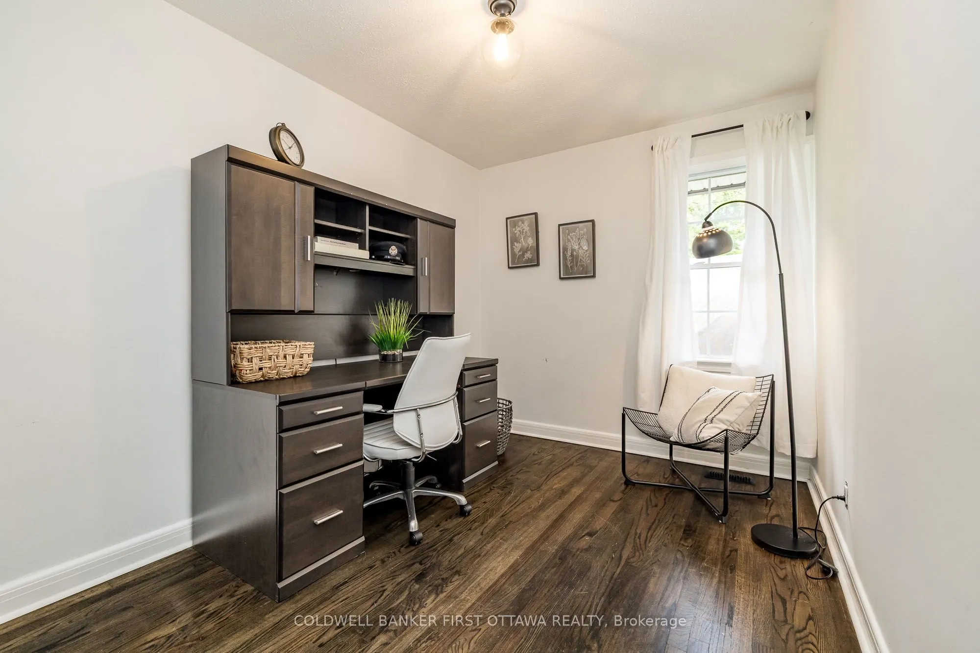 1 PORTER Street