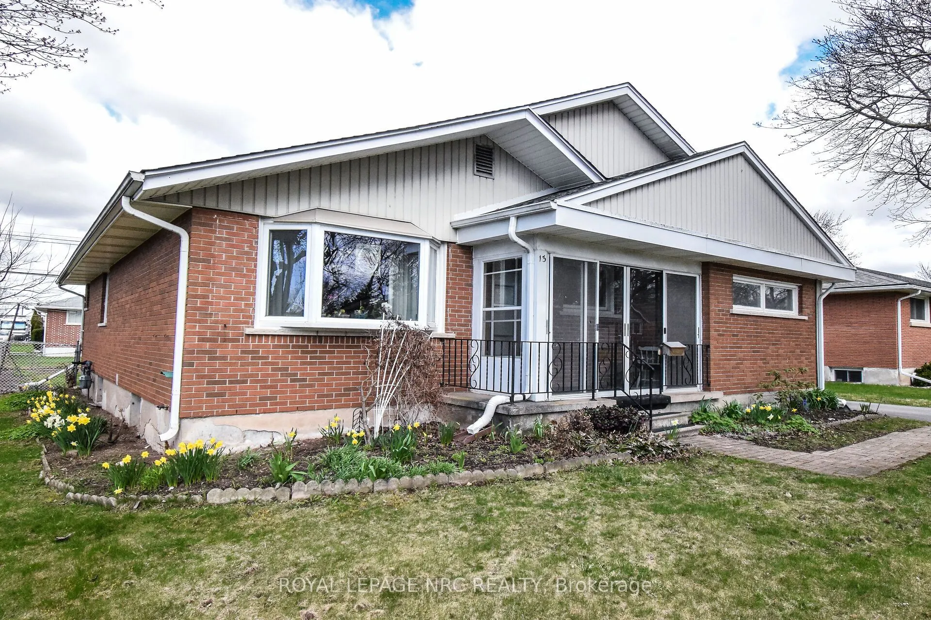 13 Westmount Crescent