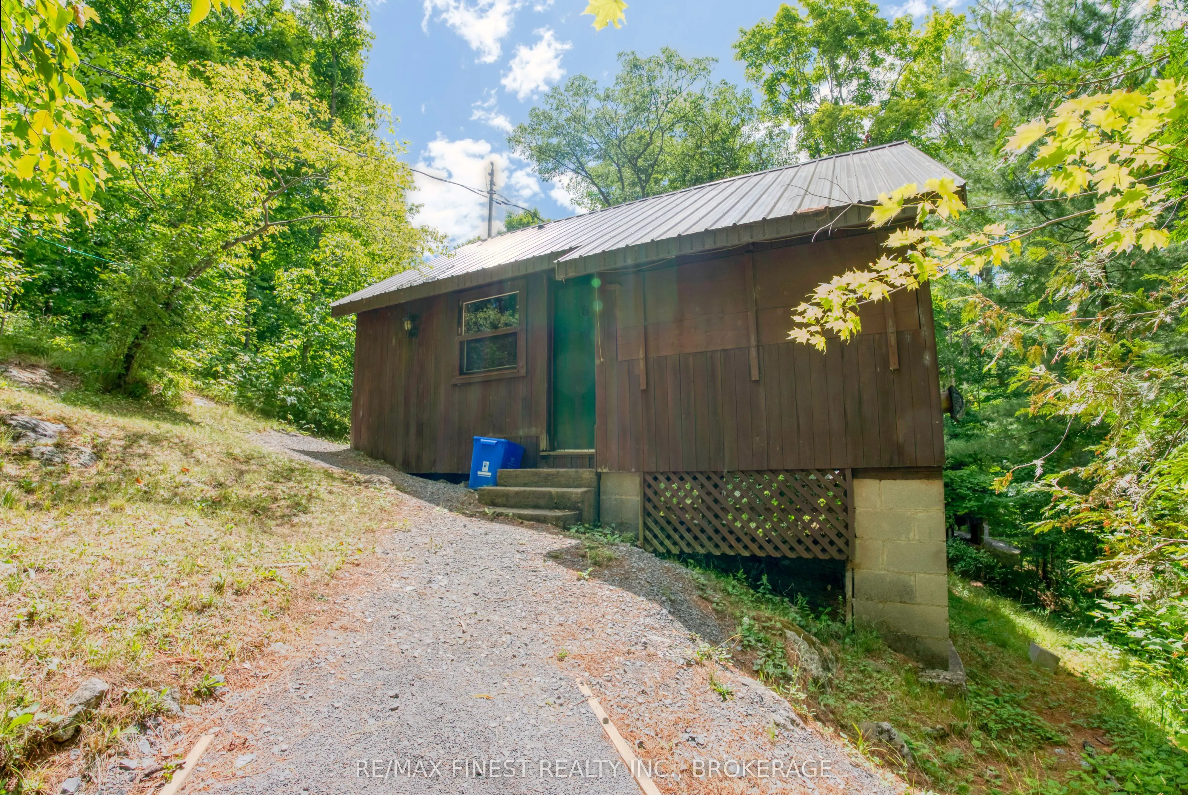 1841 Fifth Lake Road