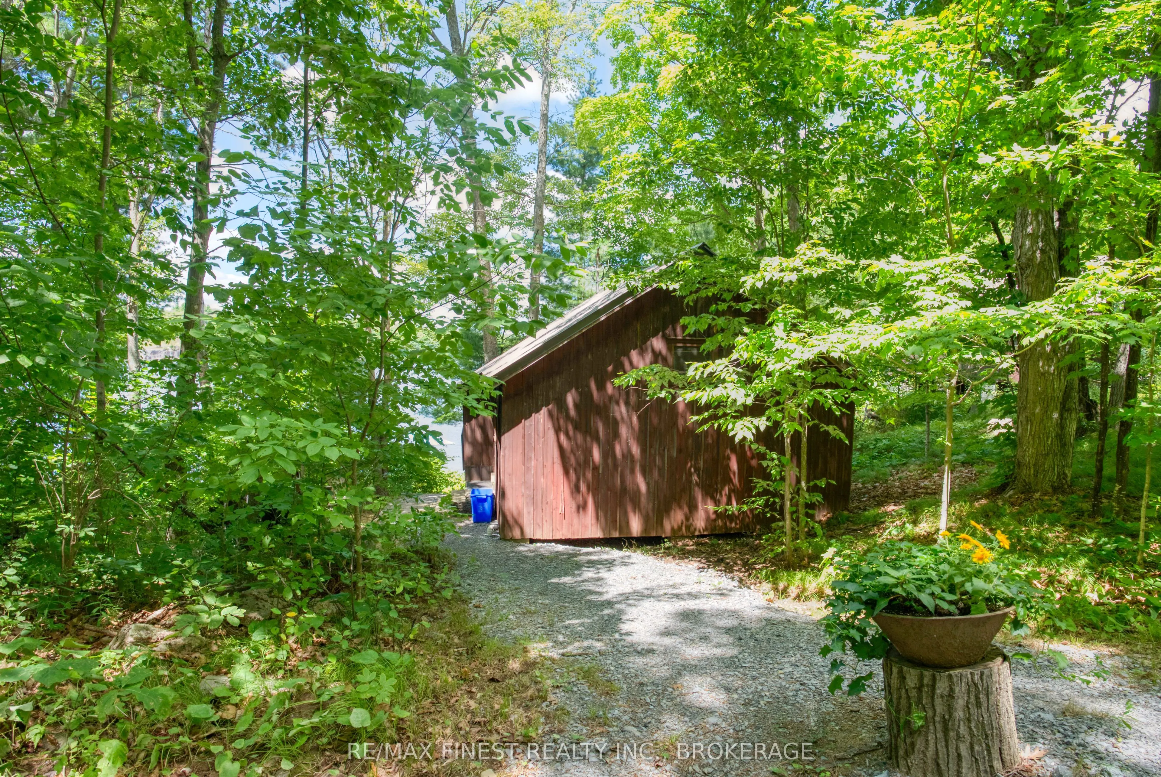 1841 Fifth Lake Road