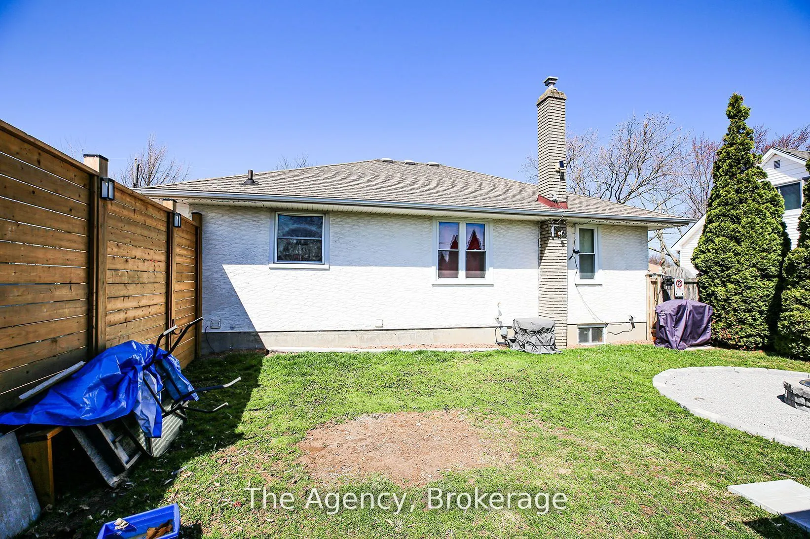 14 Heywood Avenue