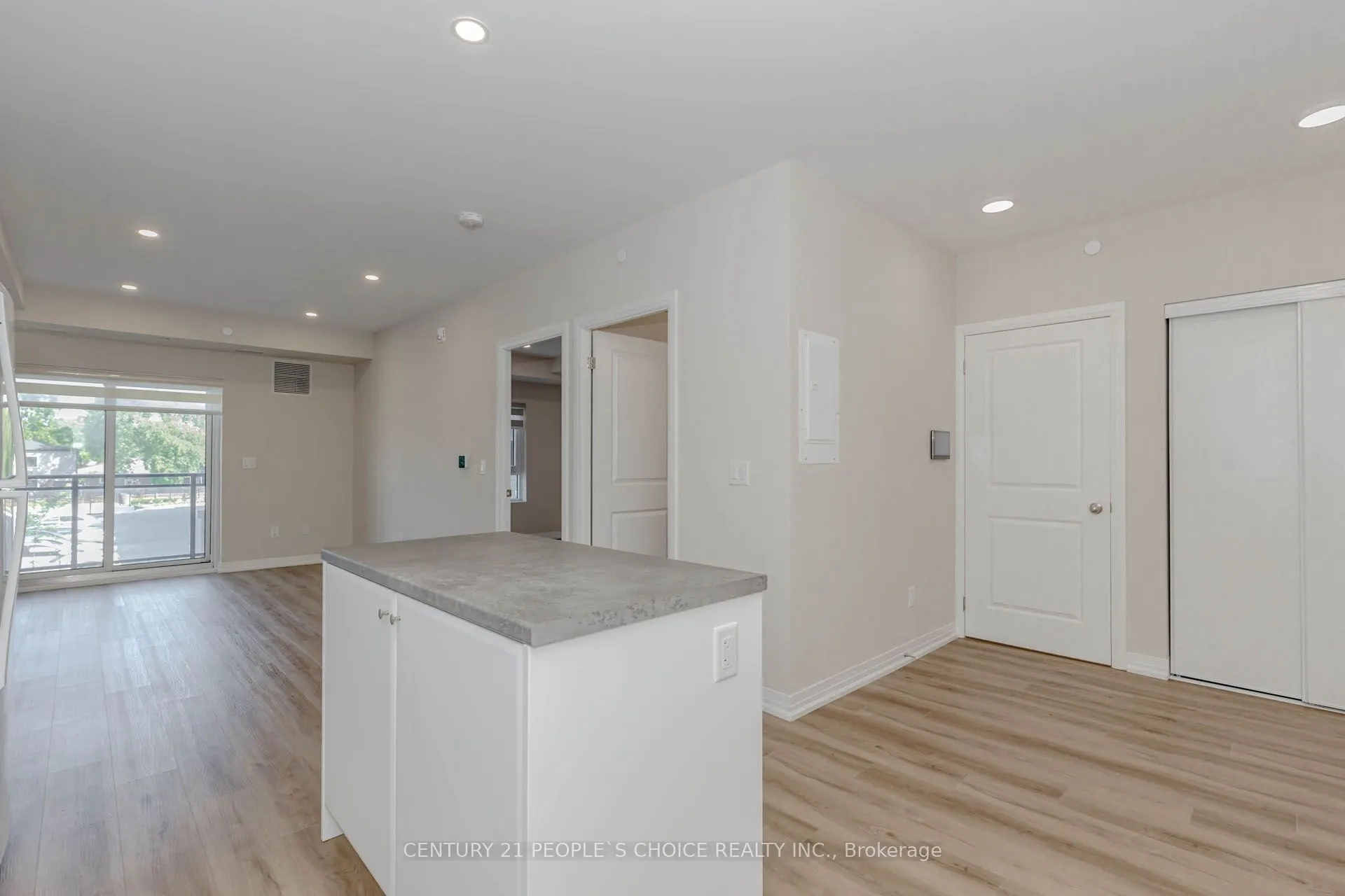 50 HERRICK Avenue #206