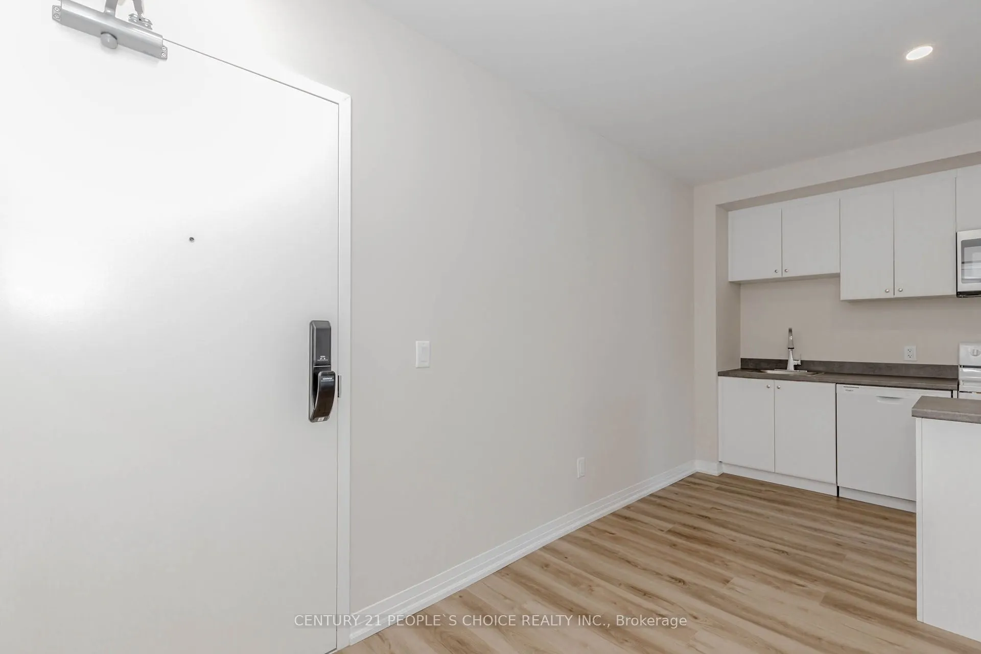 50 HERRICK Avenue #206