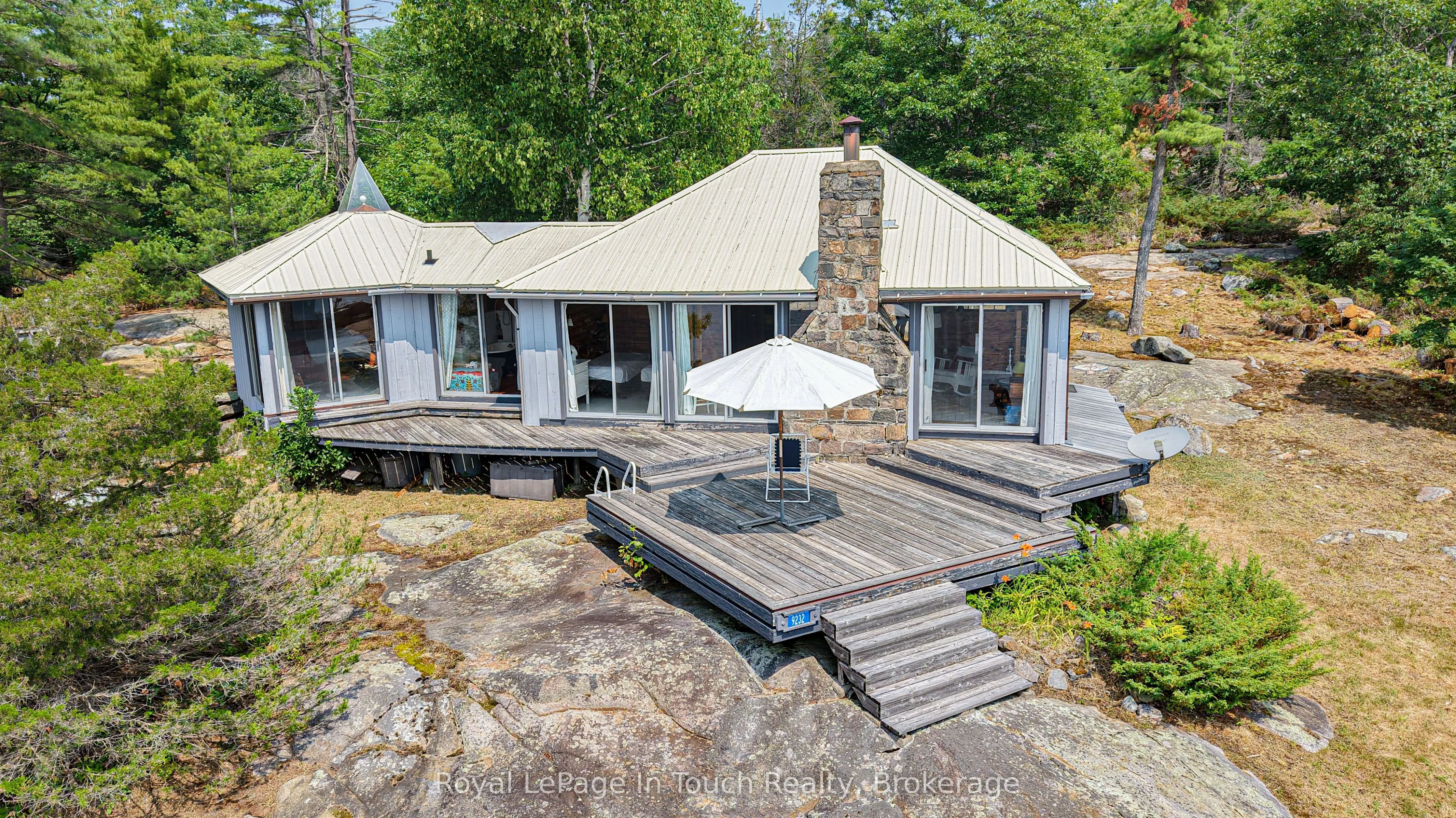 1810 Bone Island