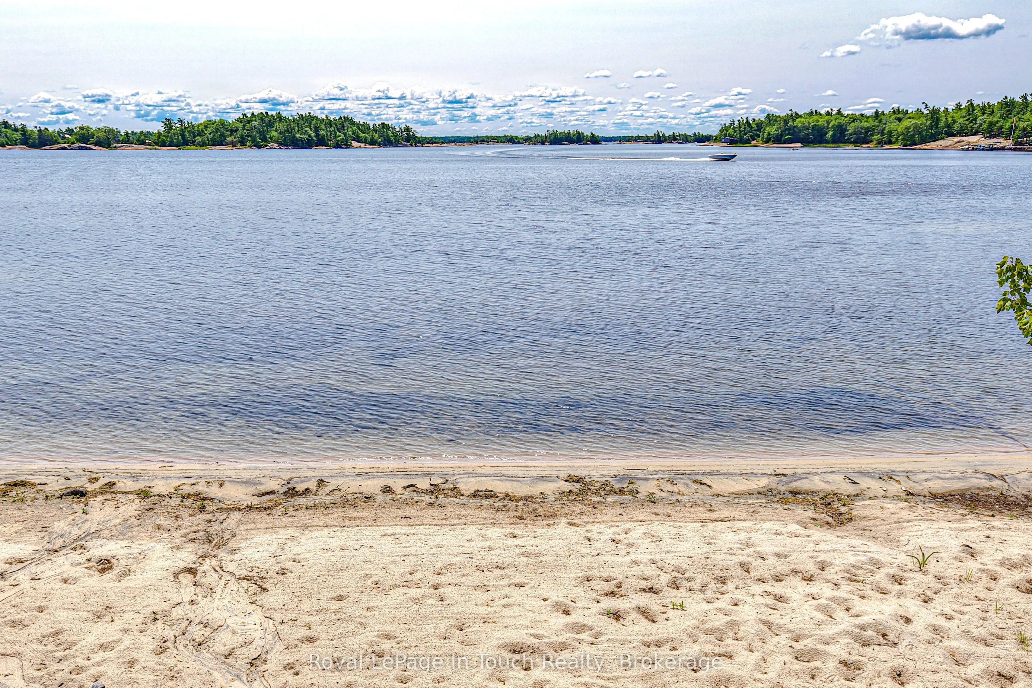 1810 Bone Island