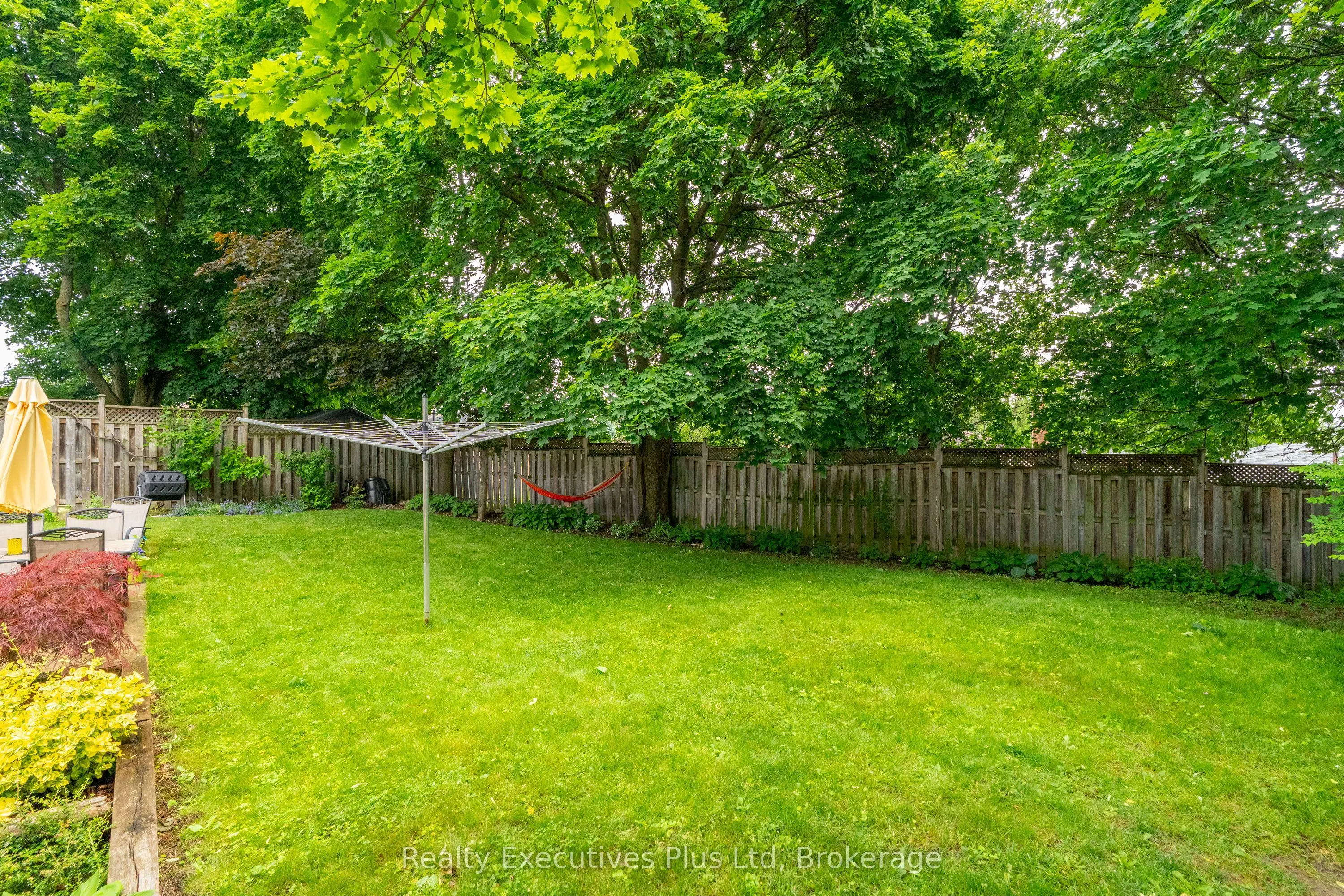 61 Mcilwraith Crescent