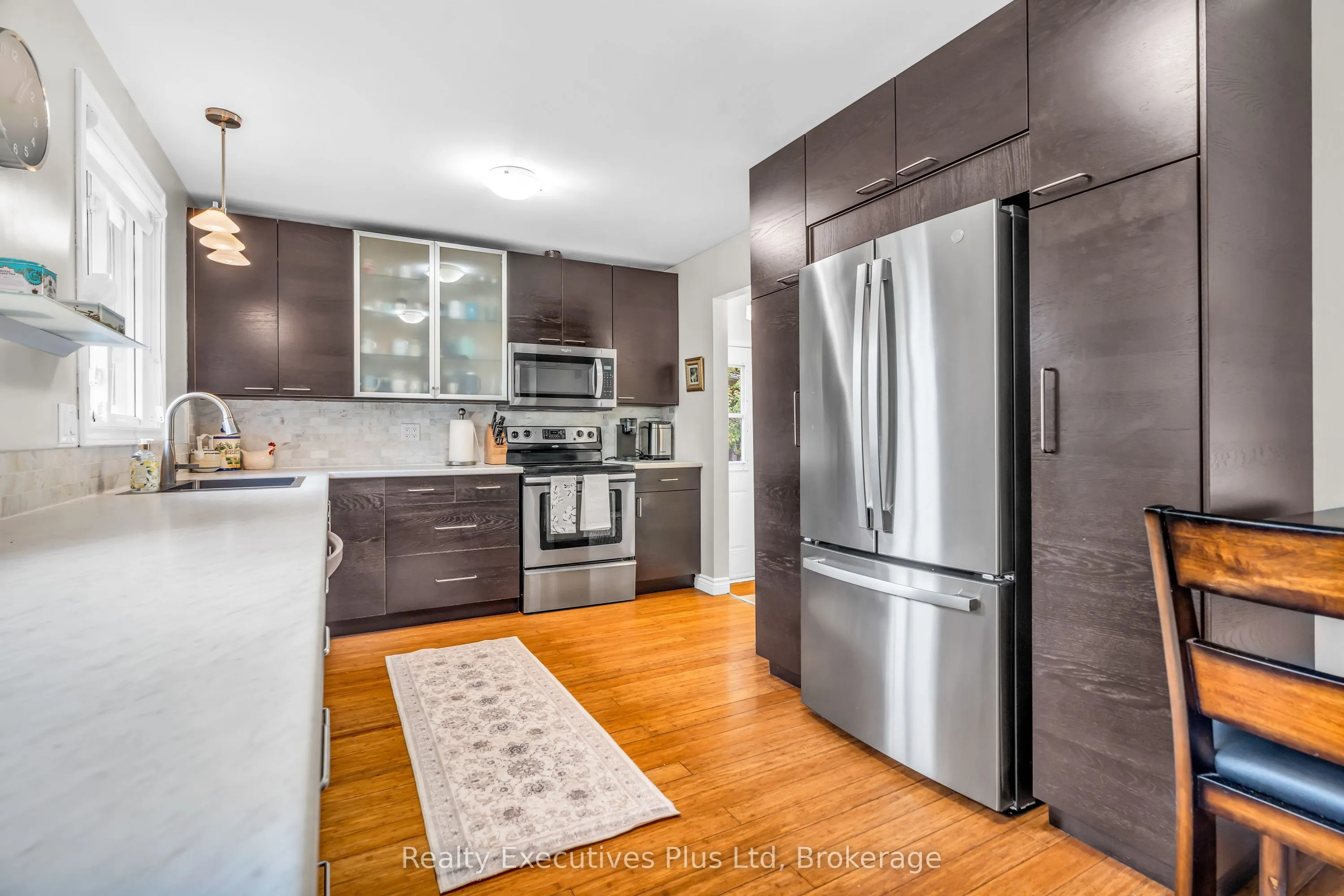 61 Mcilwraith Crescent