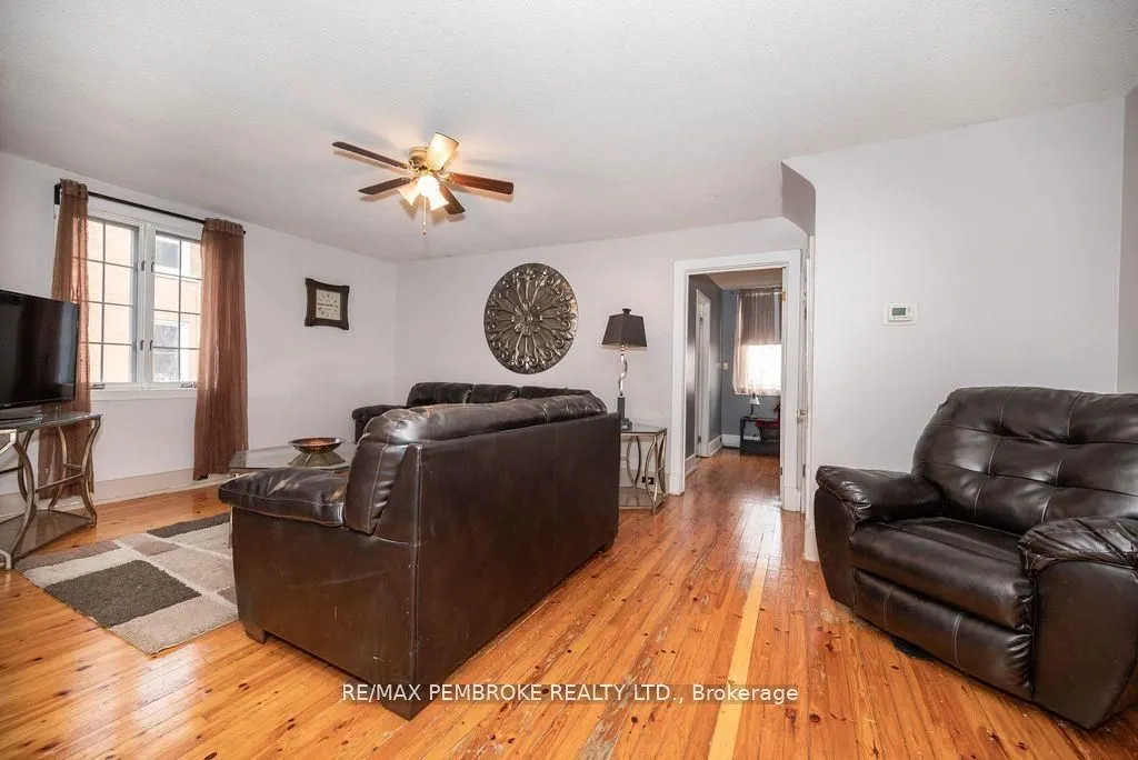 590 Boundary Road