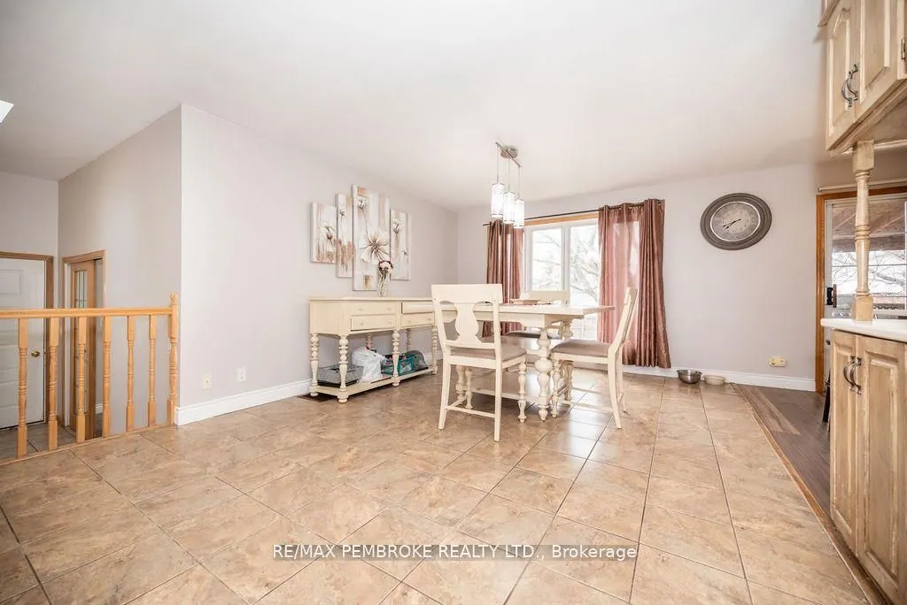 590 Boundary Road