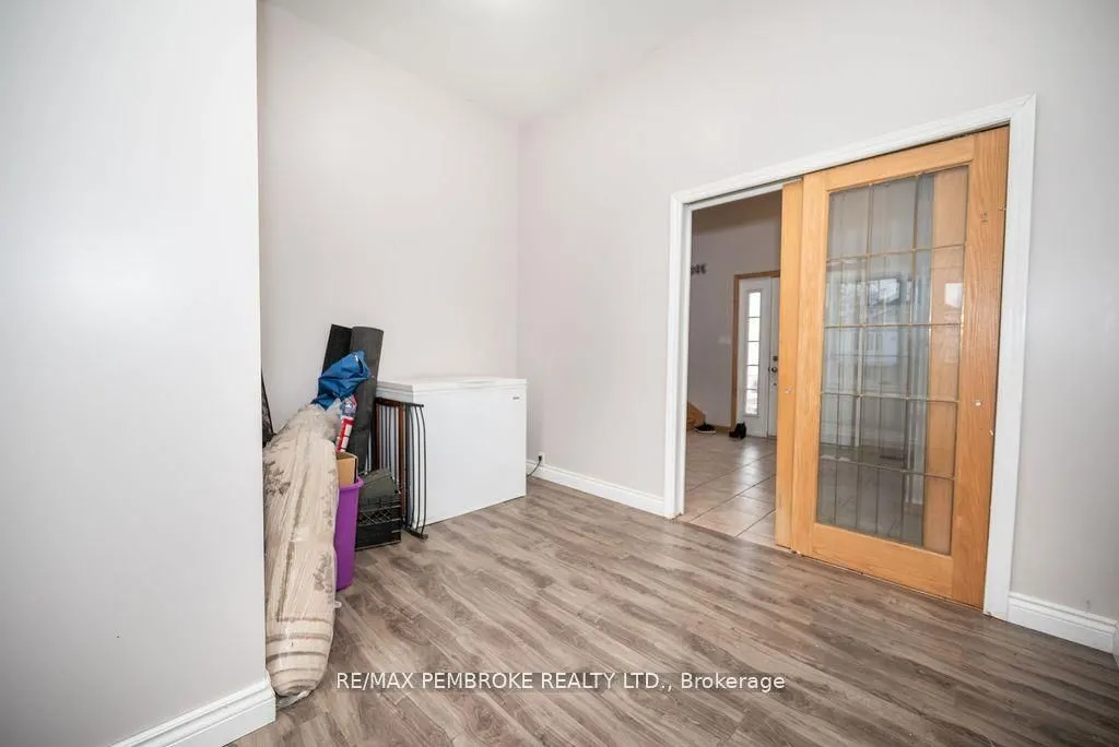 590 Boundary Road