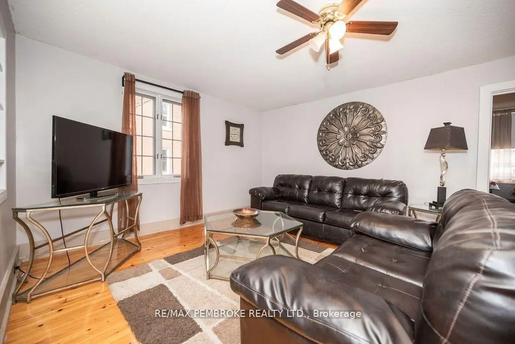 590 Boundary Road